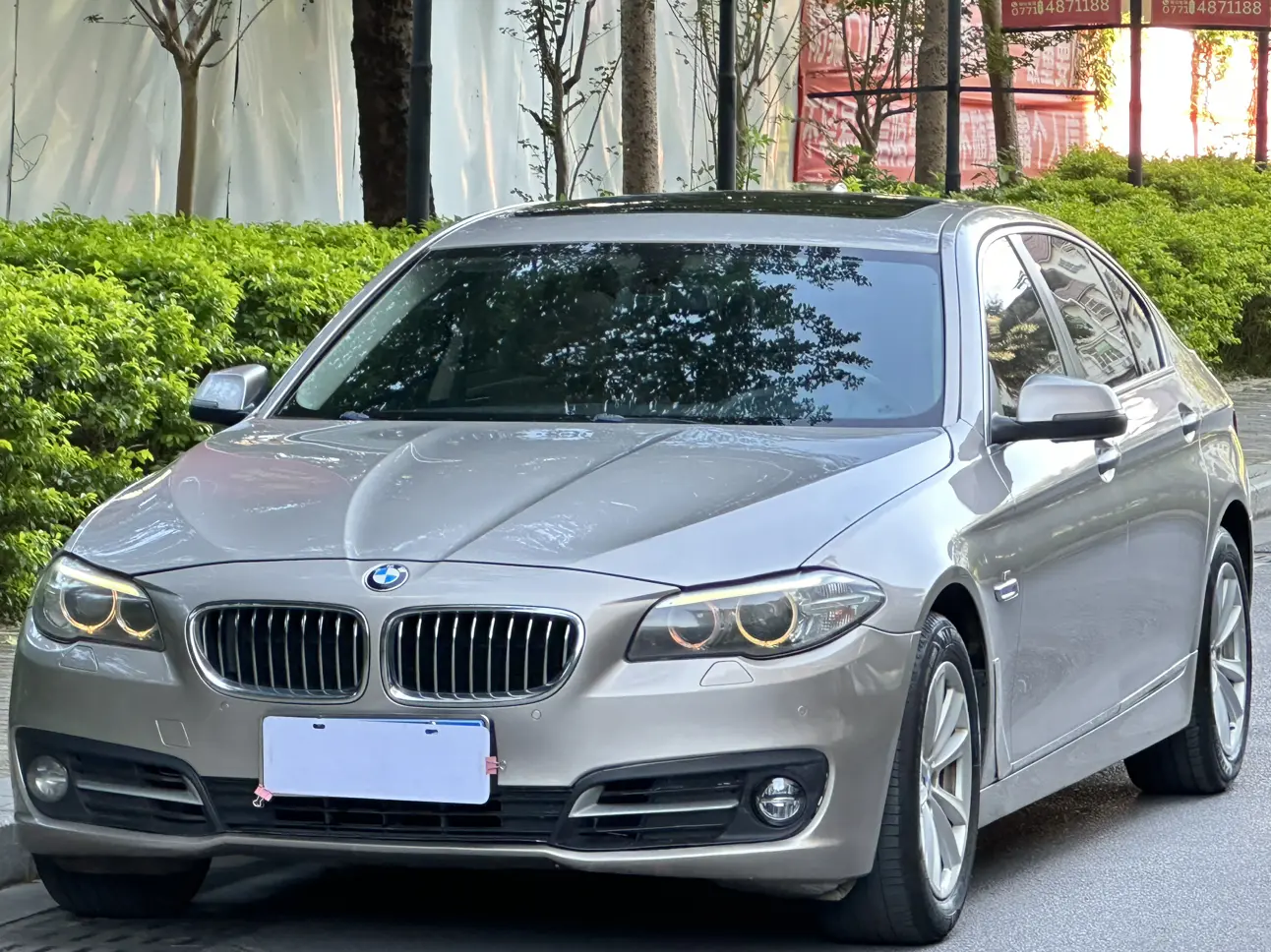 BMW 5 Series  из Китая
