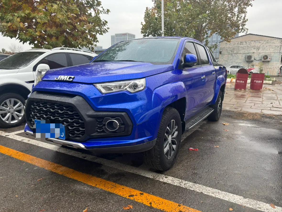 Jiangling Domain Tiger 7  из Китая