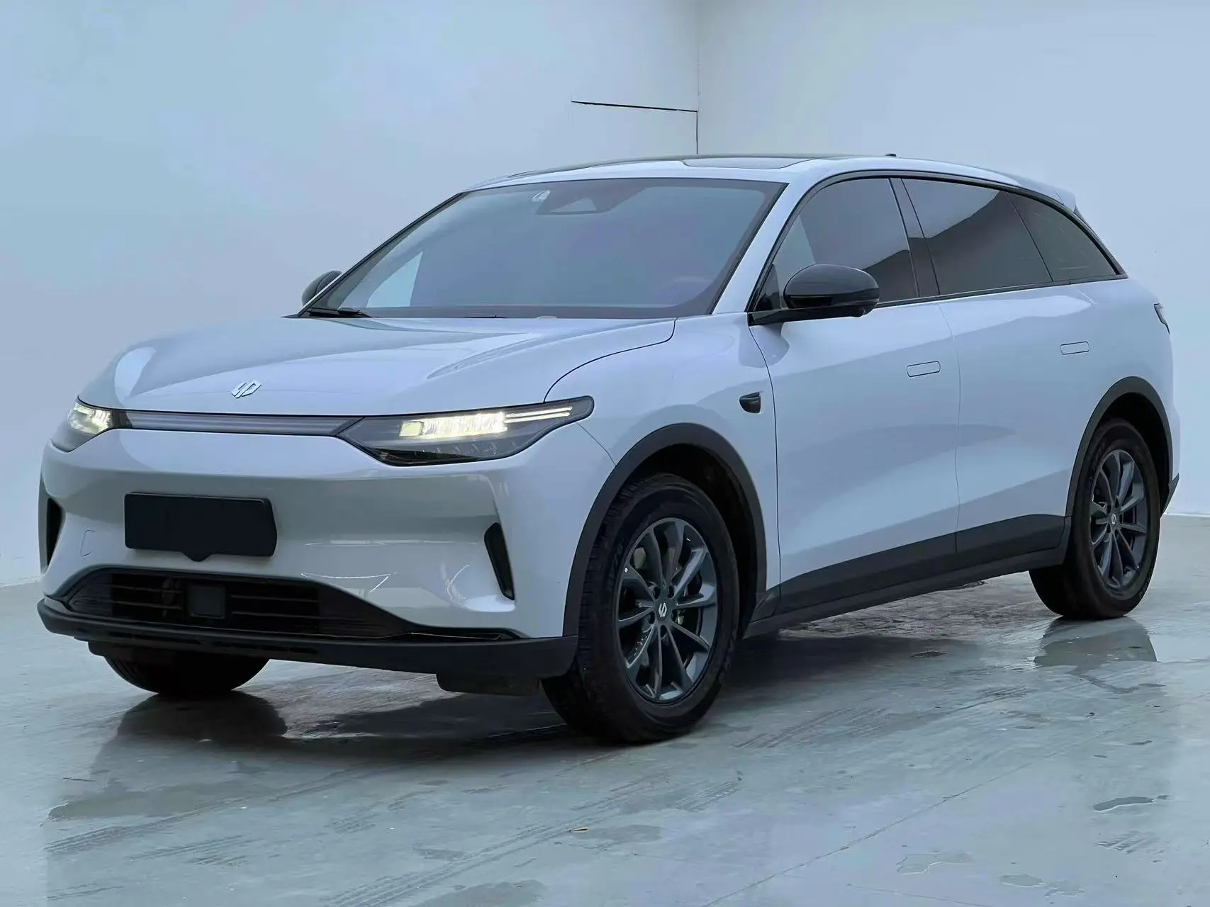 Leapmotor Zero running C11  из Китая