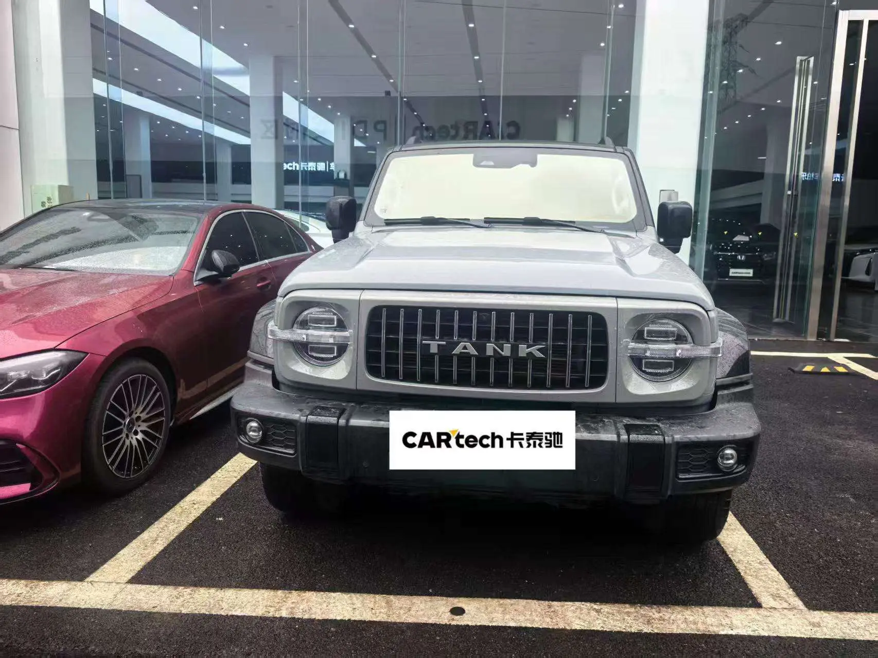 Tank 300 Hi4-T  из Китая