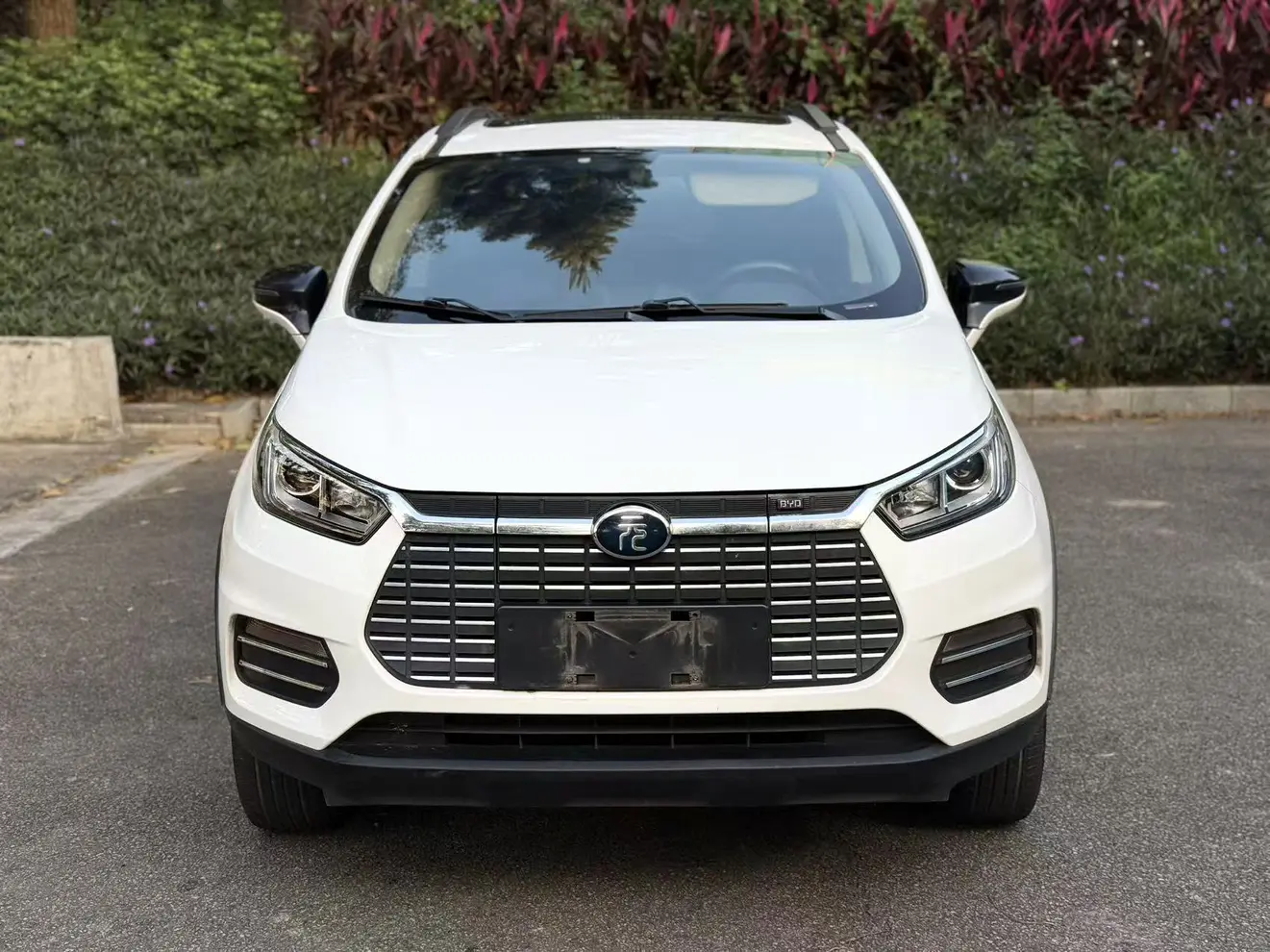 BYD Yuan EV  из Китая