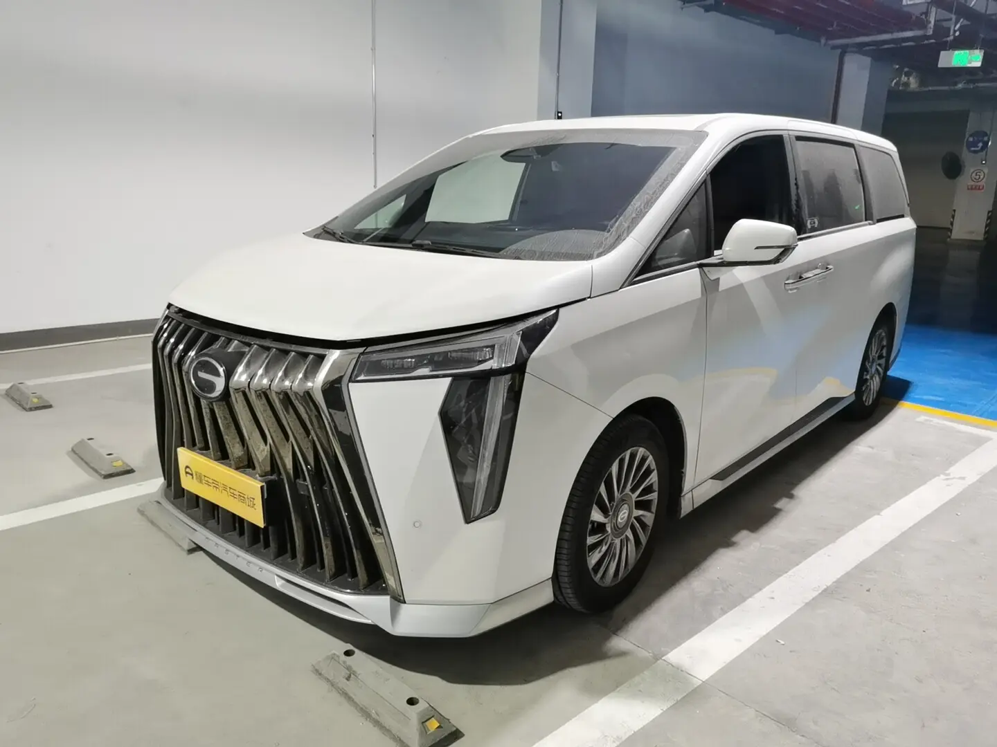 GAC Trumpchi M8  из Китая