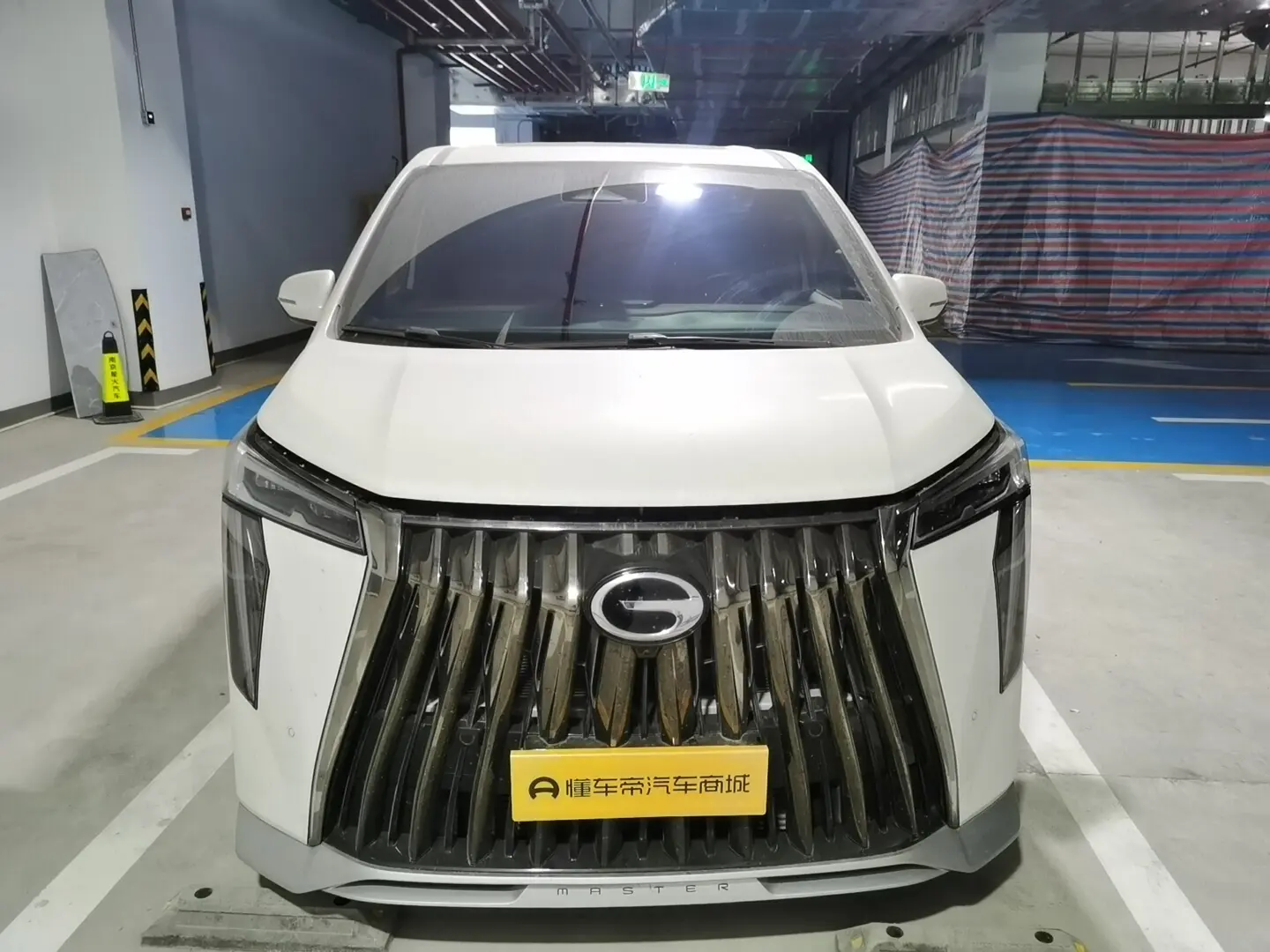 GAC Trumpchi M8  из Китая