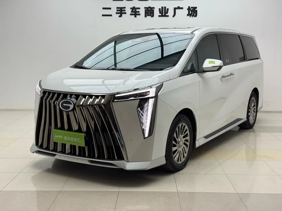 GAC Trumpchi M8  из Китая