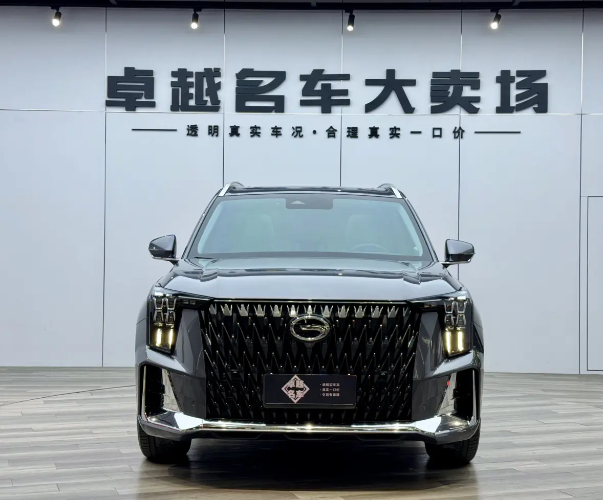 GAC Trumpchi GS8  из Китая