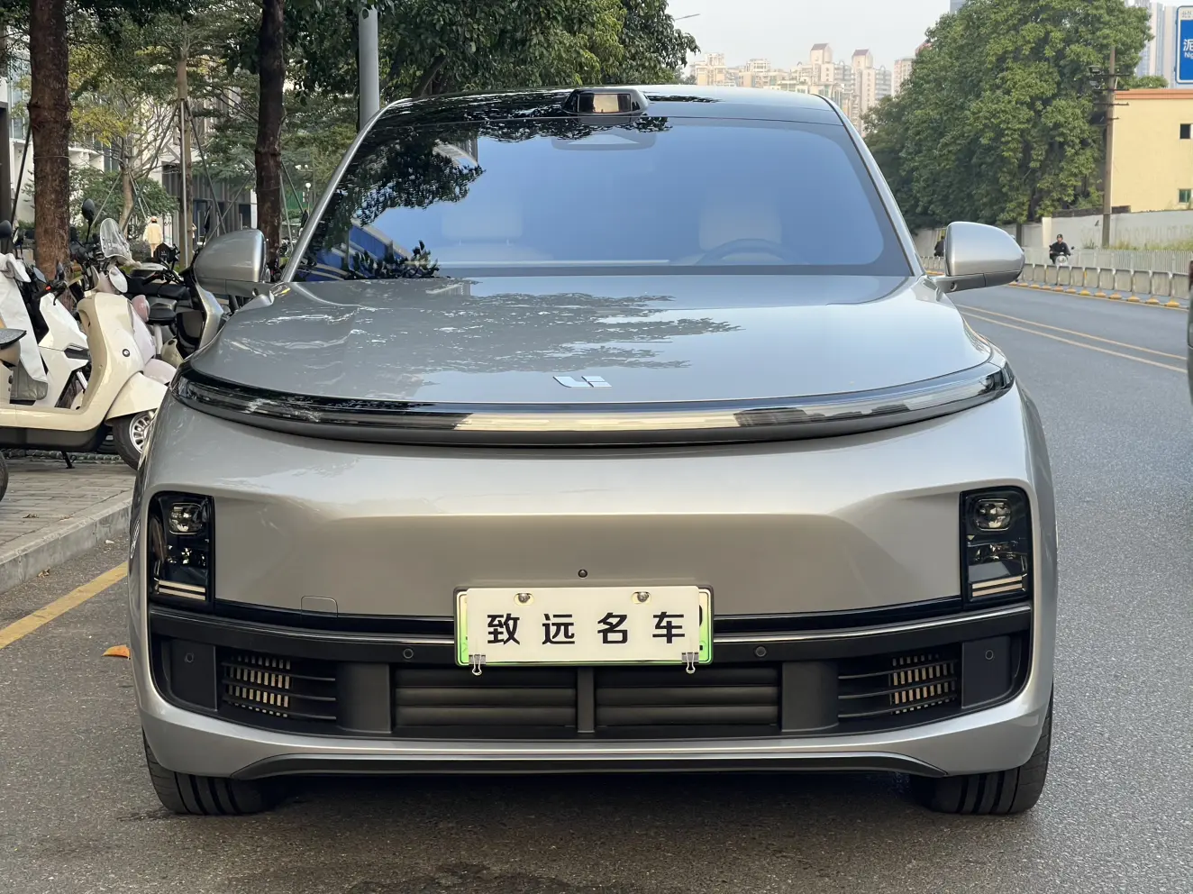 Li L9 (Ideal L9)  из Китая