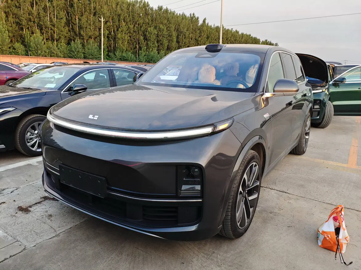 Li L9 (Ideal L9)  из Китая