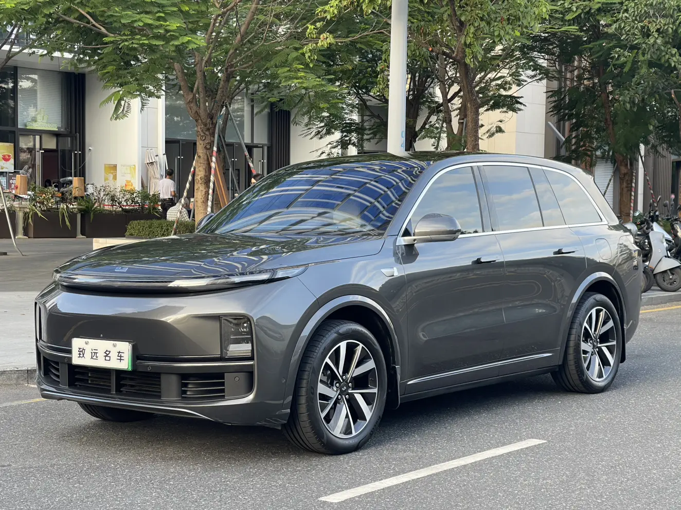 Li L8 (Ideal L8)  из Китая