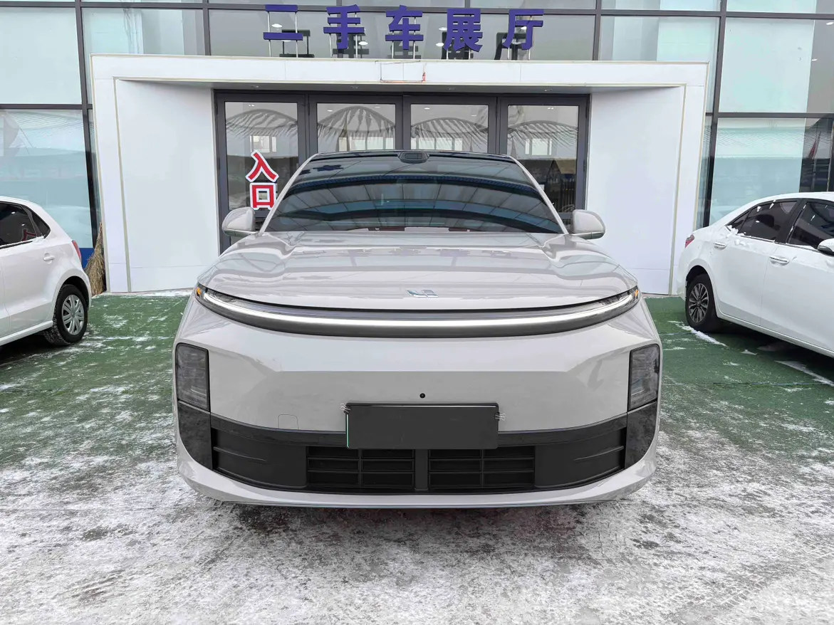 Li L6 (Ideal L6)  из Китая