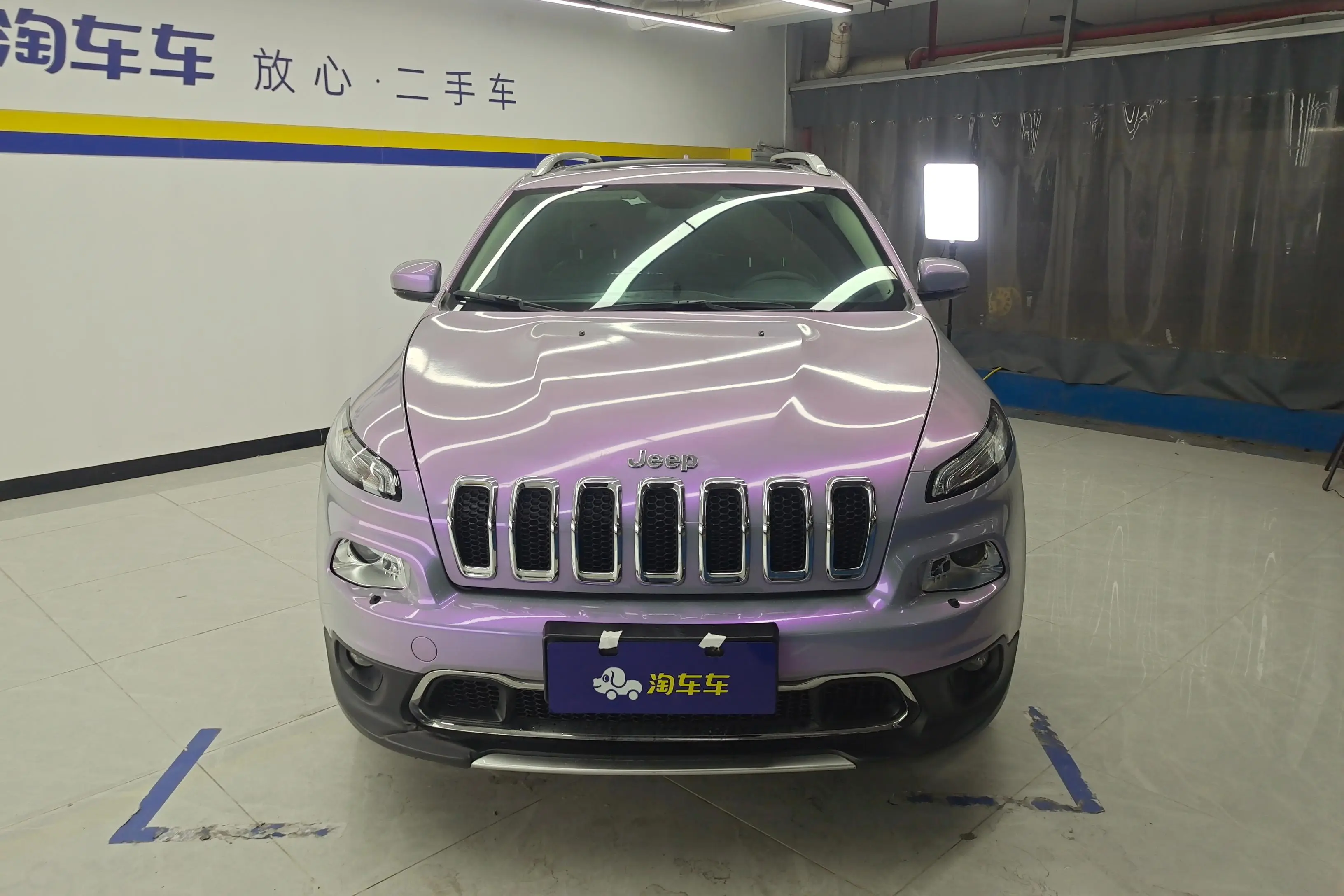 Jeep Cherokee  из Китая