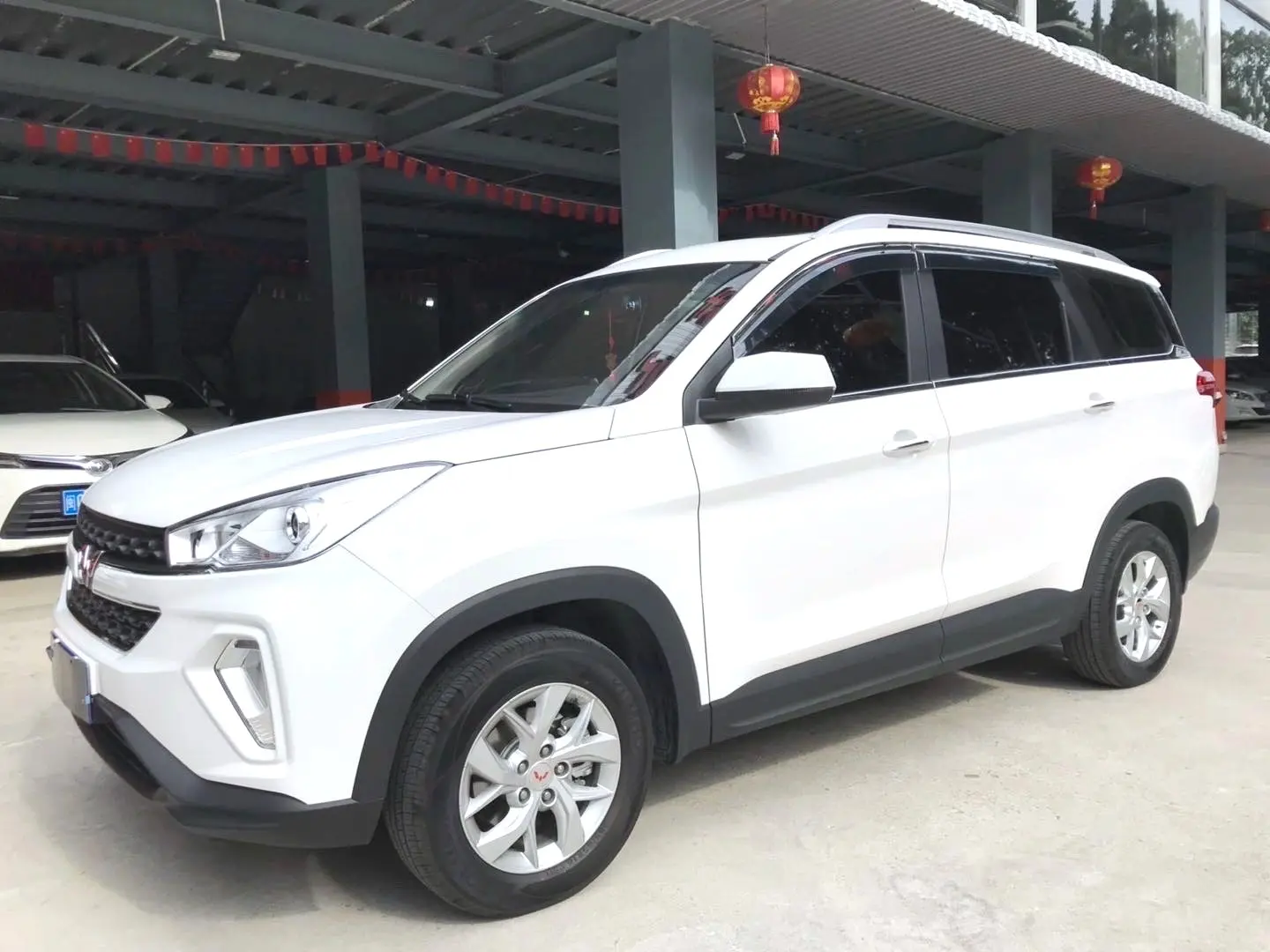 Wuling Hongguang S3  из Китая