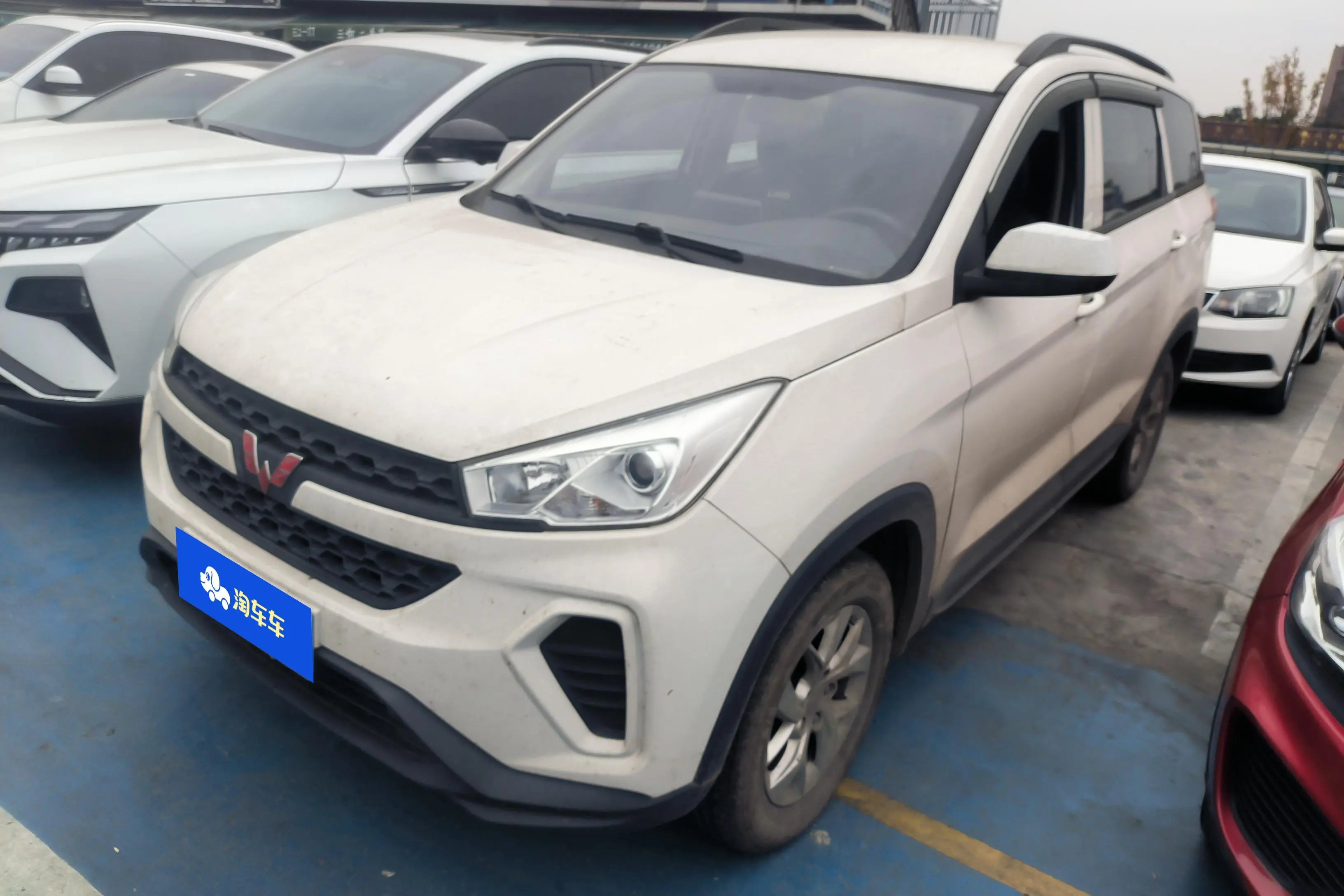 Wuling Hongguang S3  из Китая