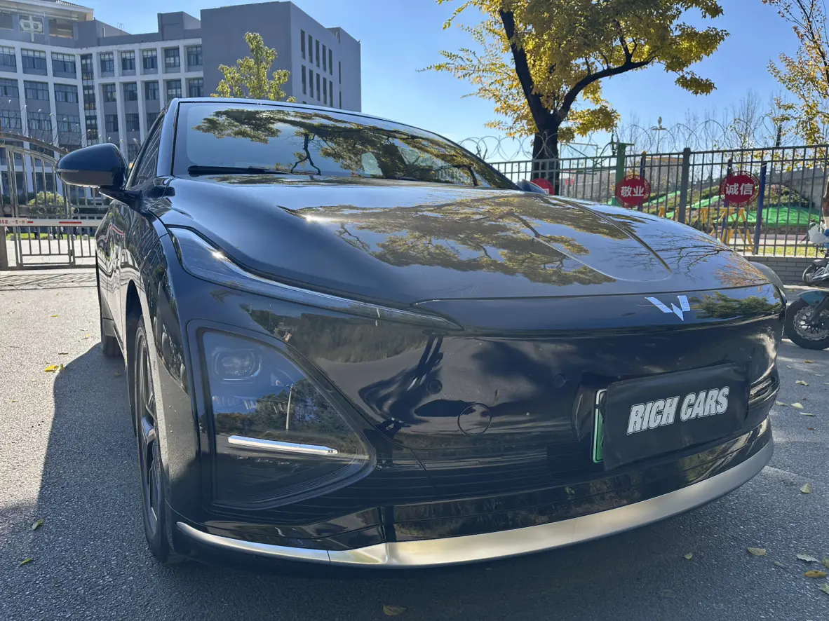 Wuling Starlight EV  из Китая