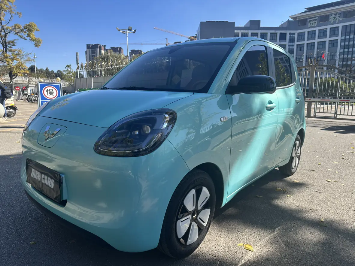 Wuling Hongguang MINIEV  из Китая