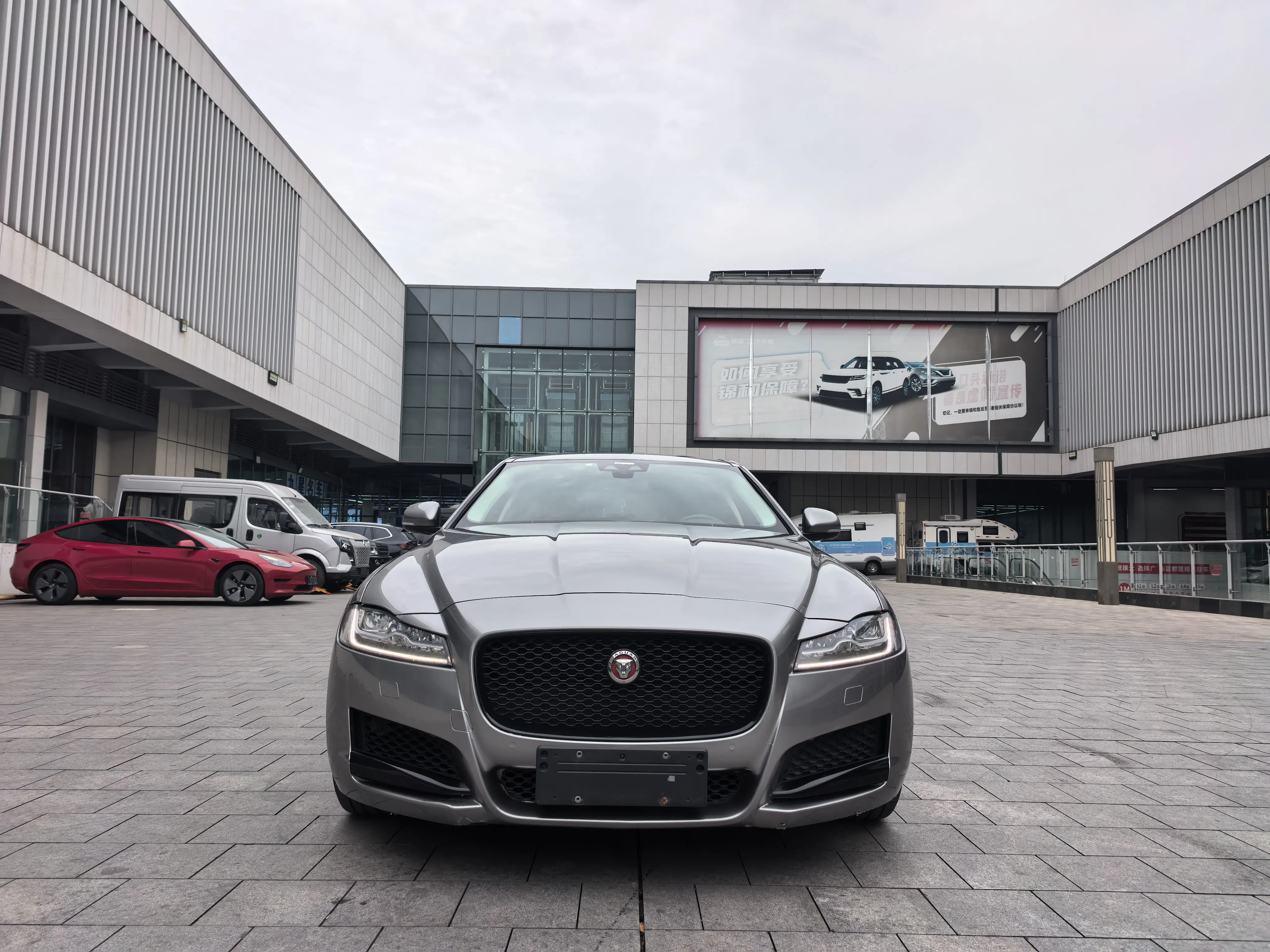 Jaguar XFL  из Китая