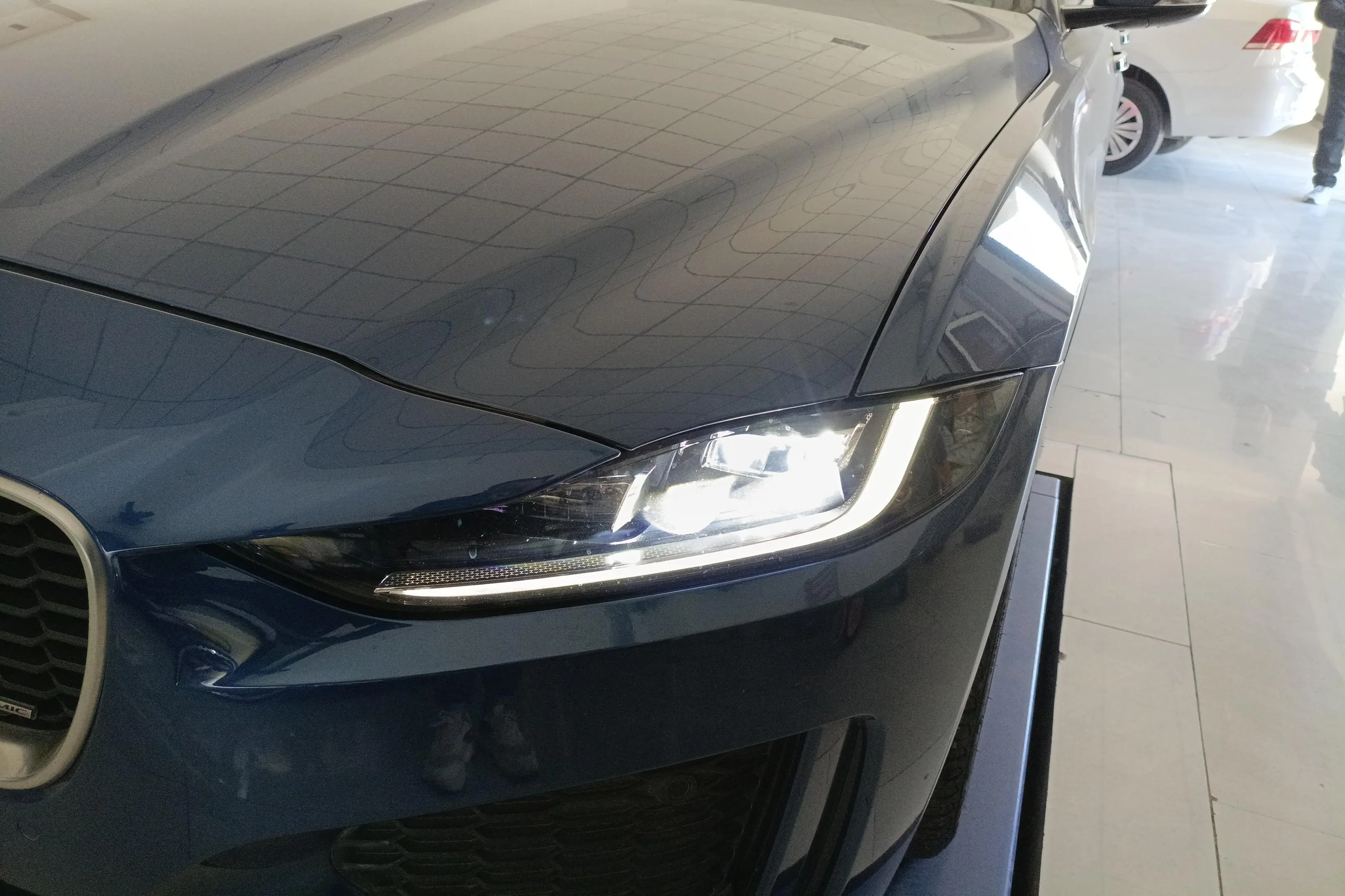 Jaguar XEL