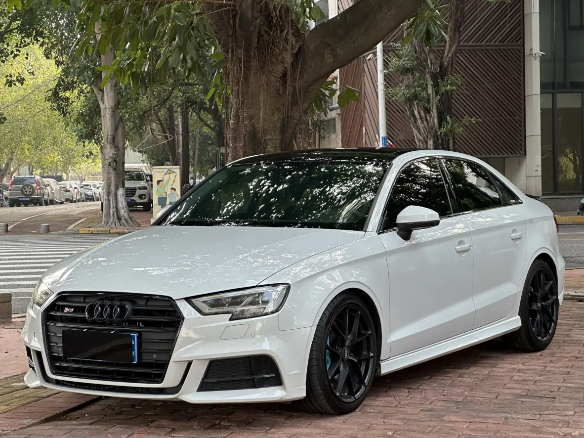 Audi A3  из Китая