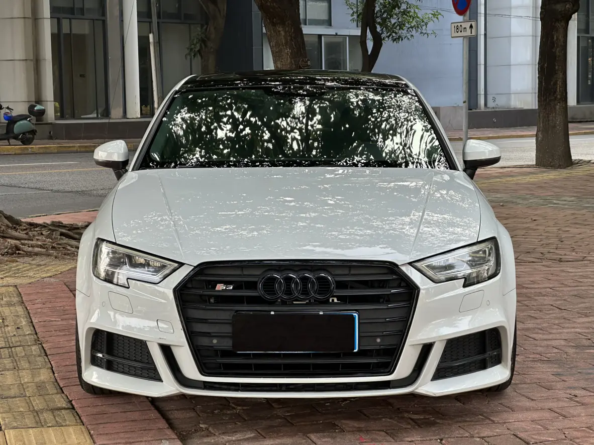 Audi A3  из Китая