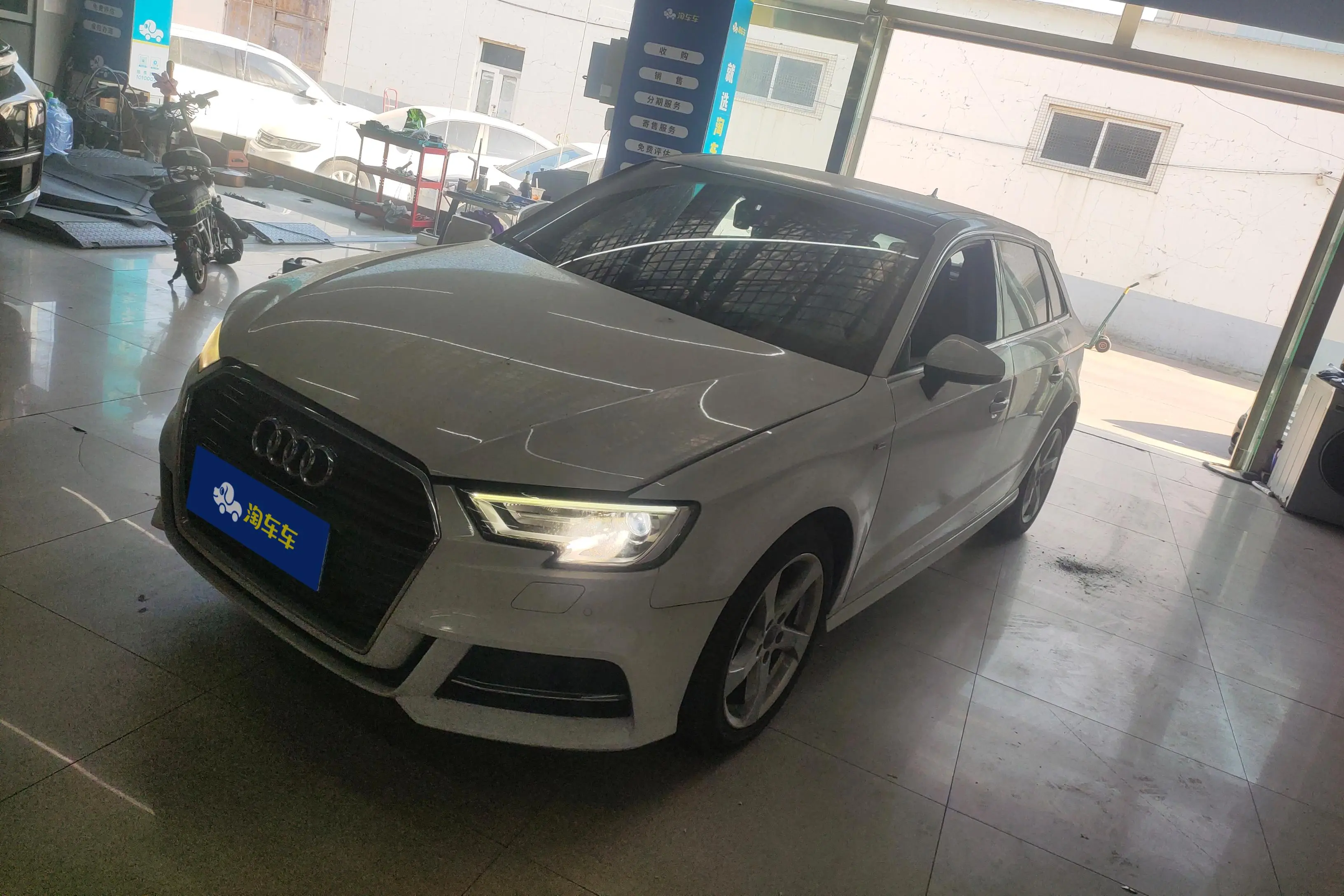 Audi A3  из Китая