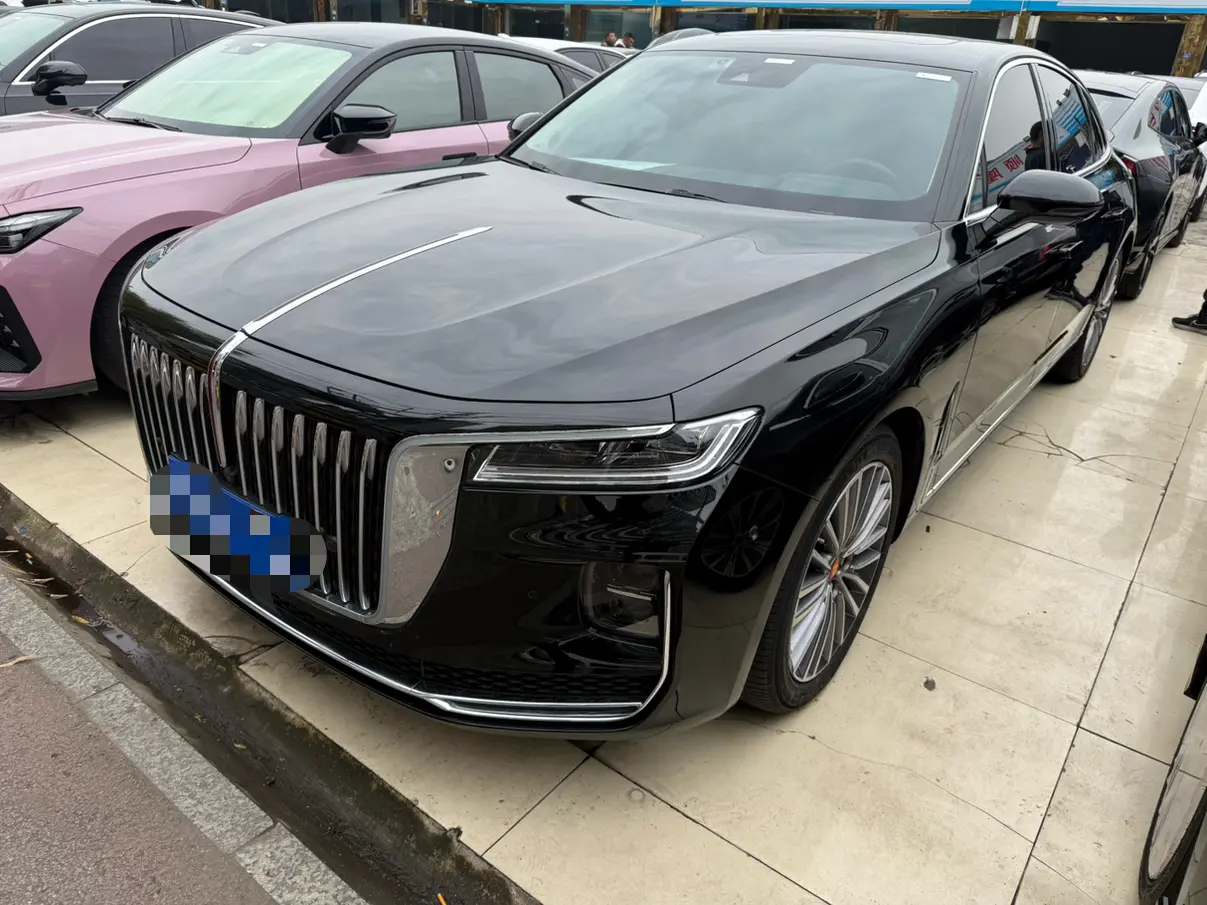 Hongqi H9  из Китая