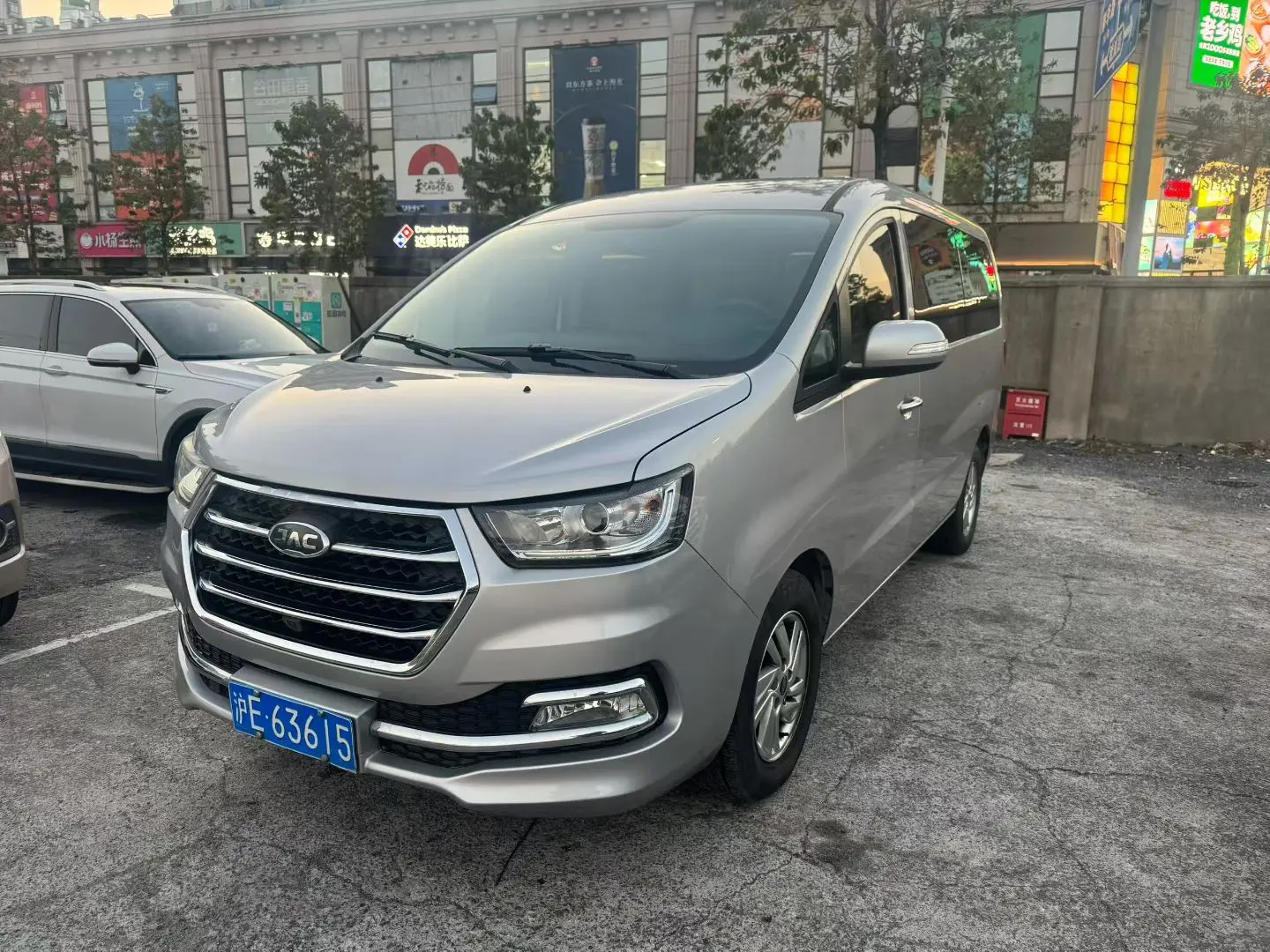 JAC Ruifeng M4  из Китая