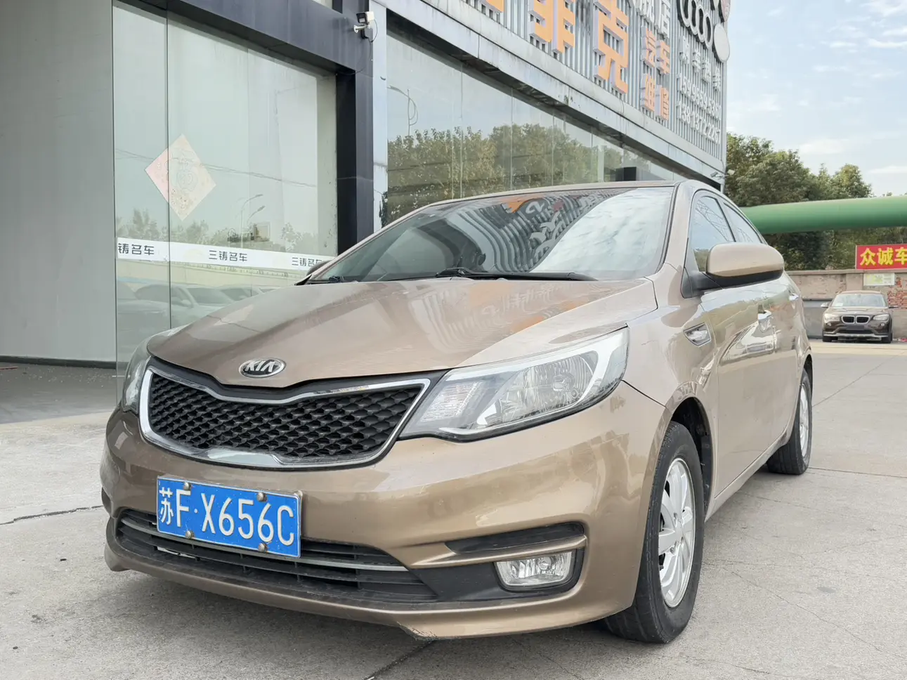 Kia K2  из Китая