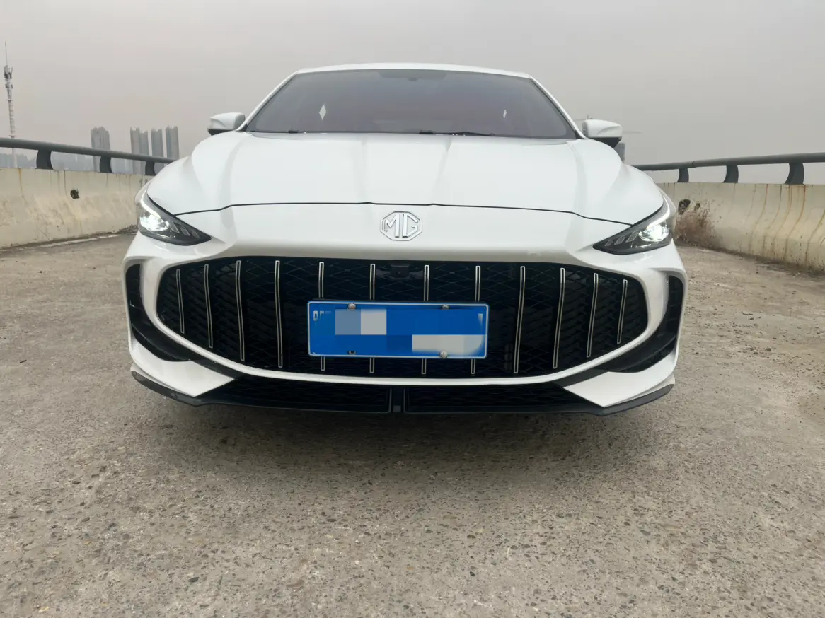 MG 5  из Китая