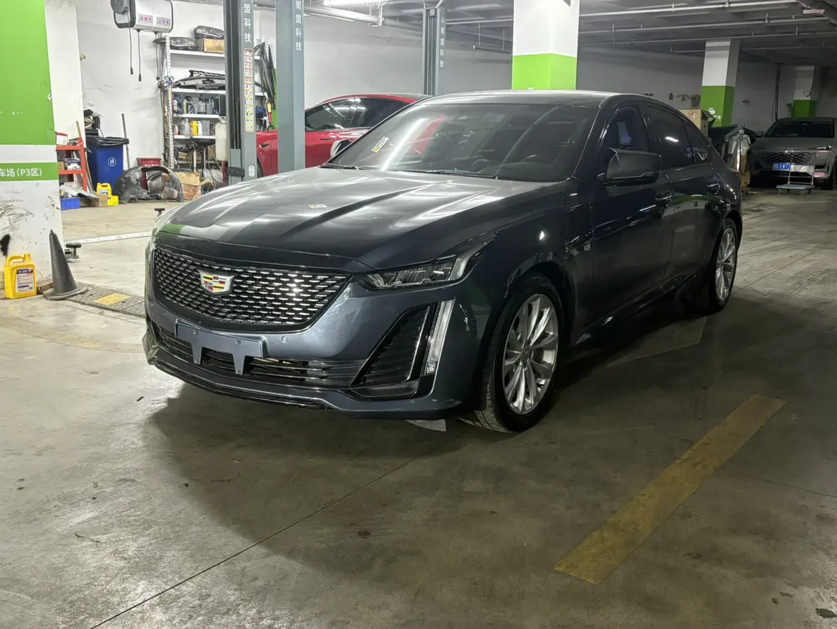 Cadillac CT5  из Китая