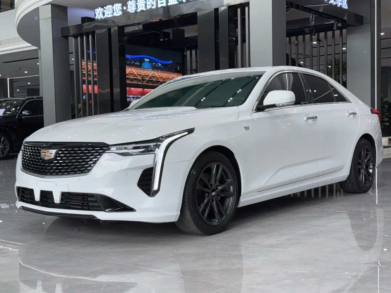 Cadillac CT4  из Китая