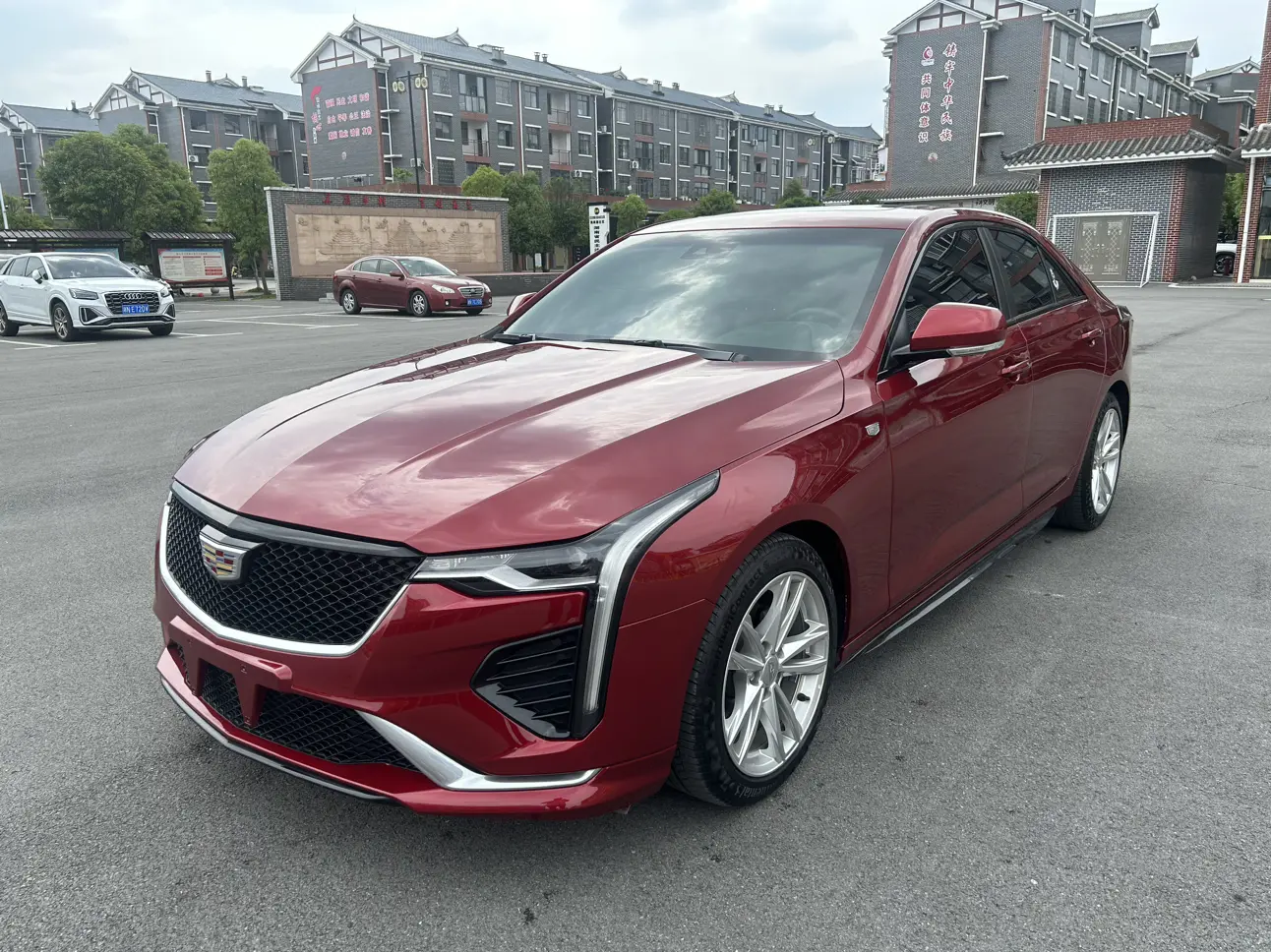 Cadillac CT4  из Китая