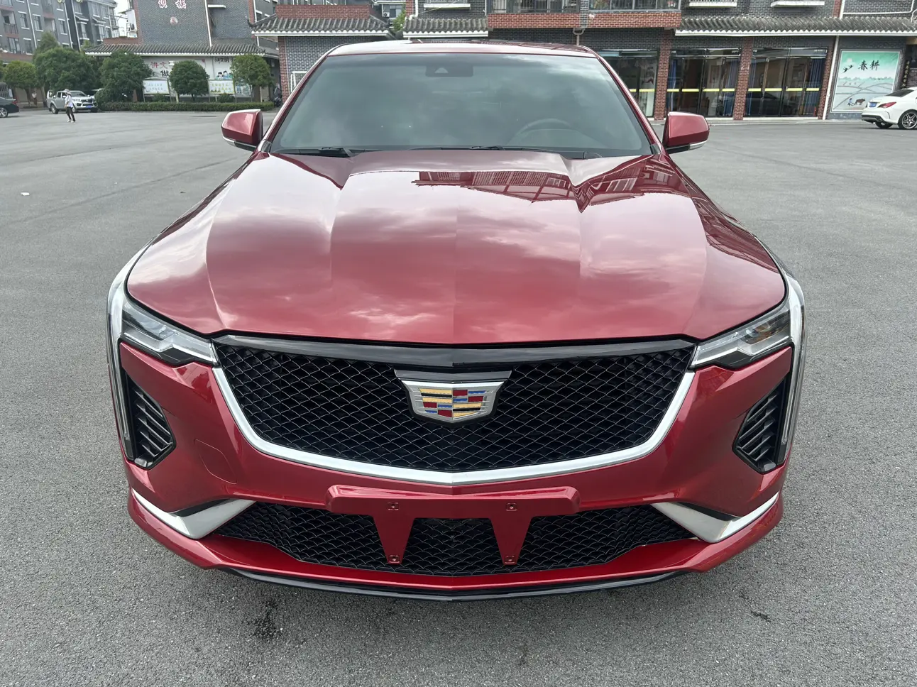 Cadillac CT4  из Китая