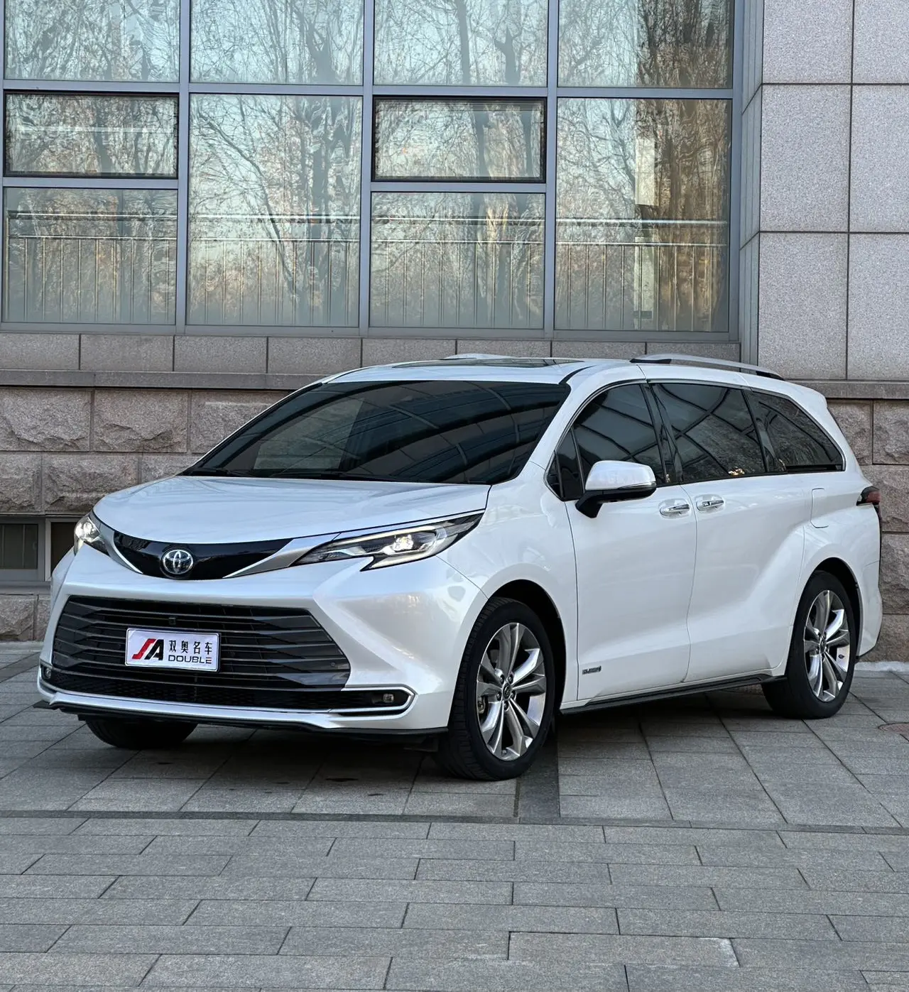 Toyota Sienna  из Китая