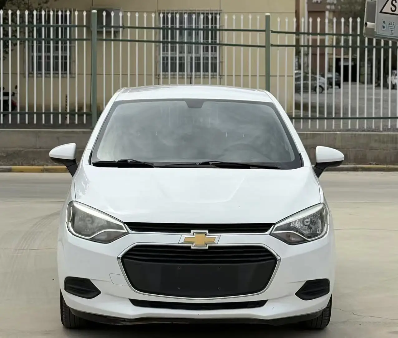 Chevrolet Lova RV  из Китая