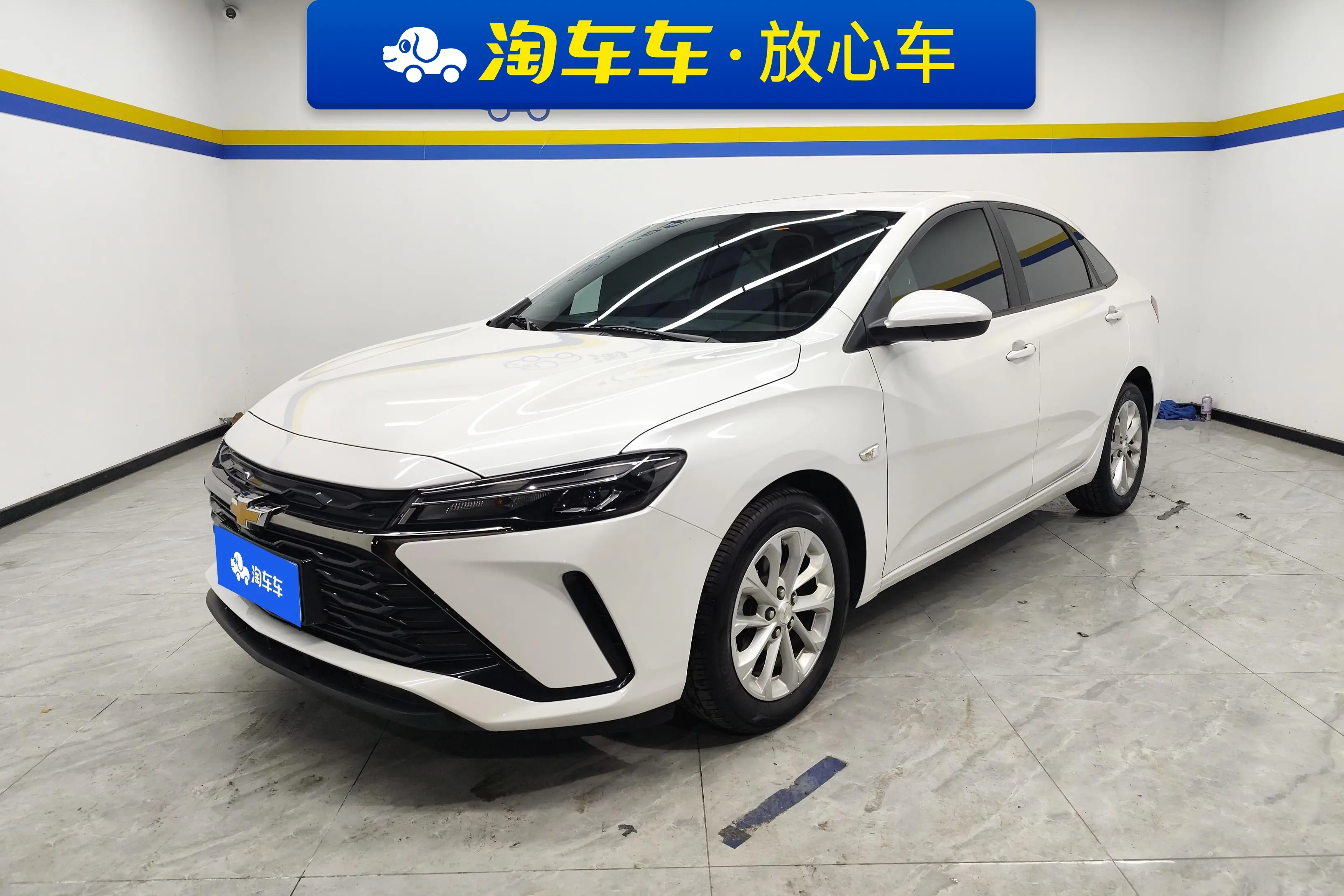 Chevrolet Monza (Cruze)  из Китая