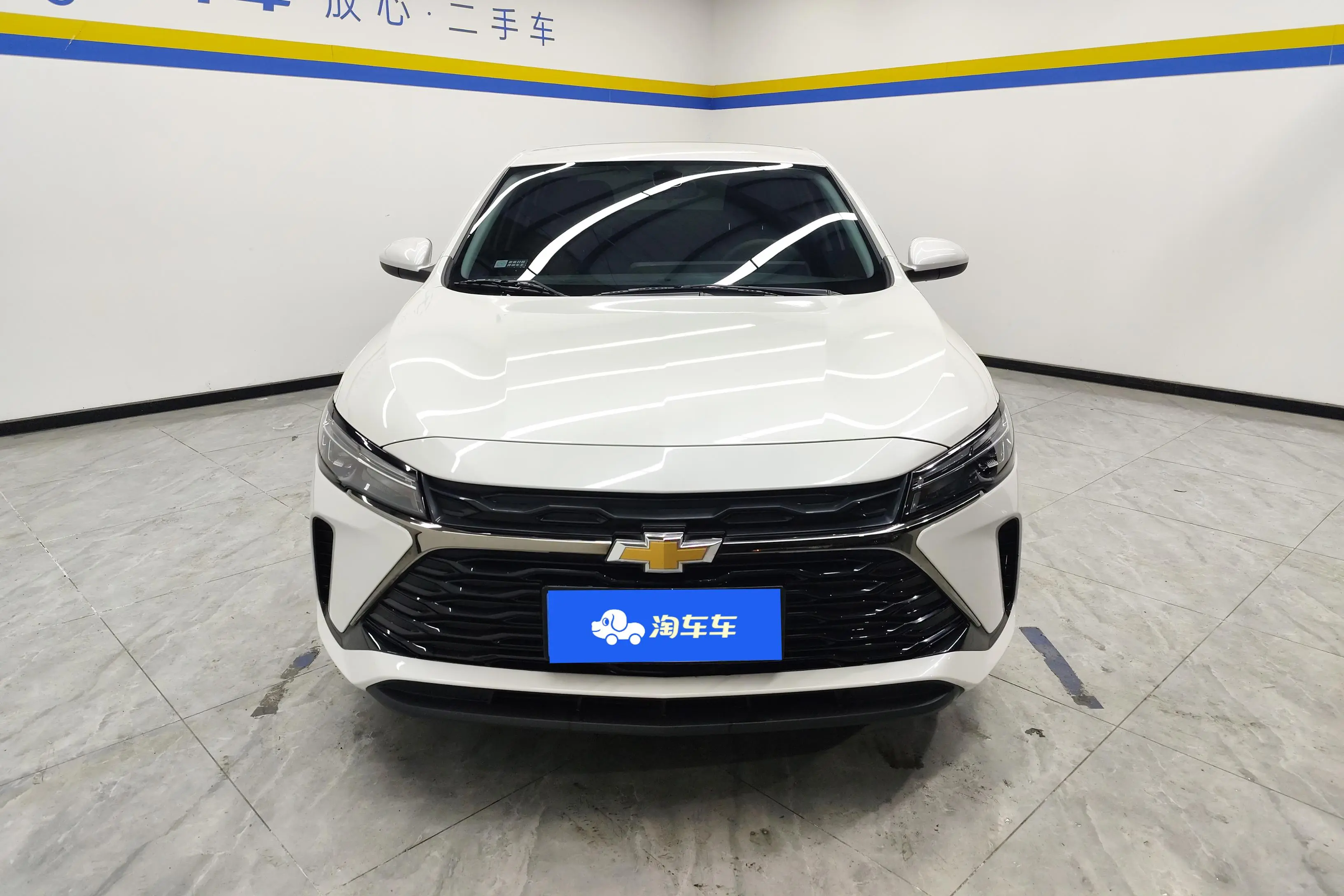 Chevrolet Monza (Cruze)  из Китая