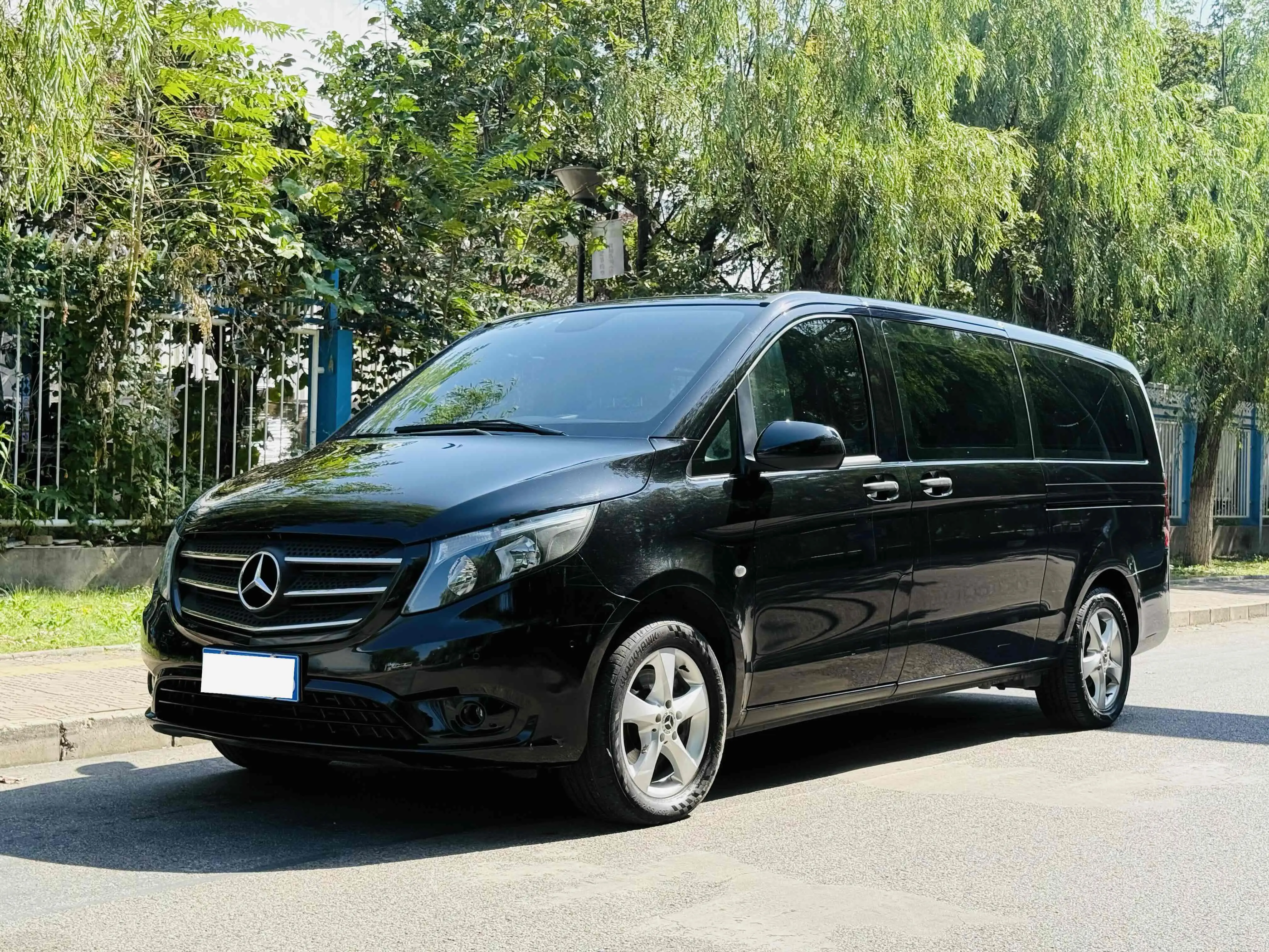 Mercedes-Benz Vito  из Китая