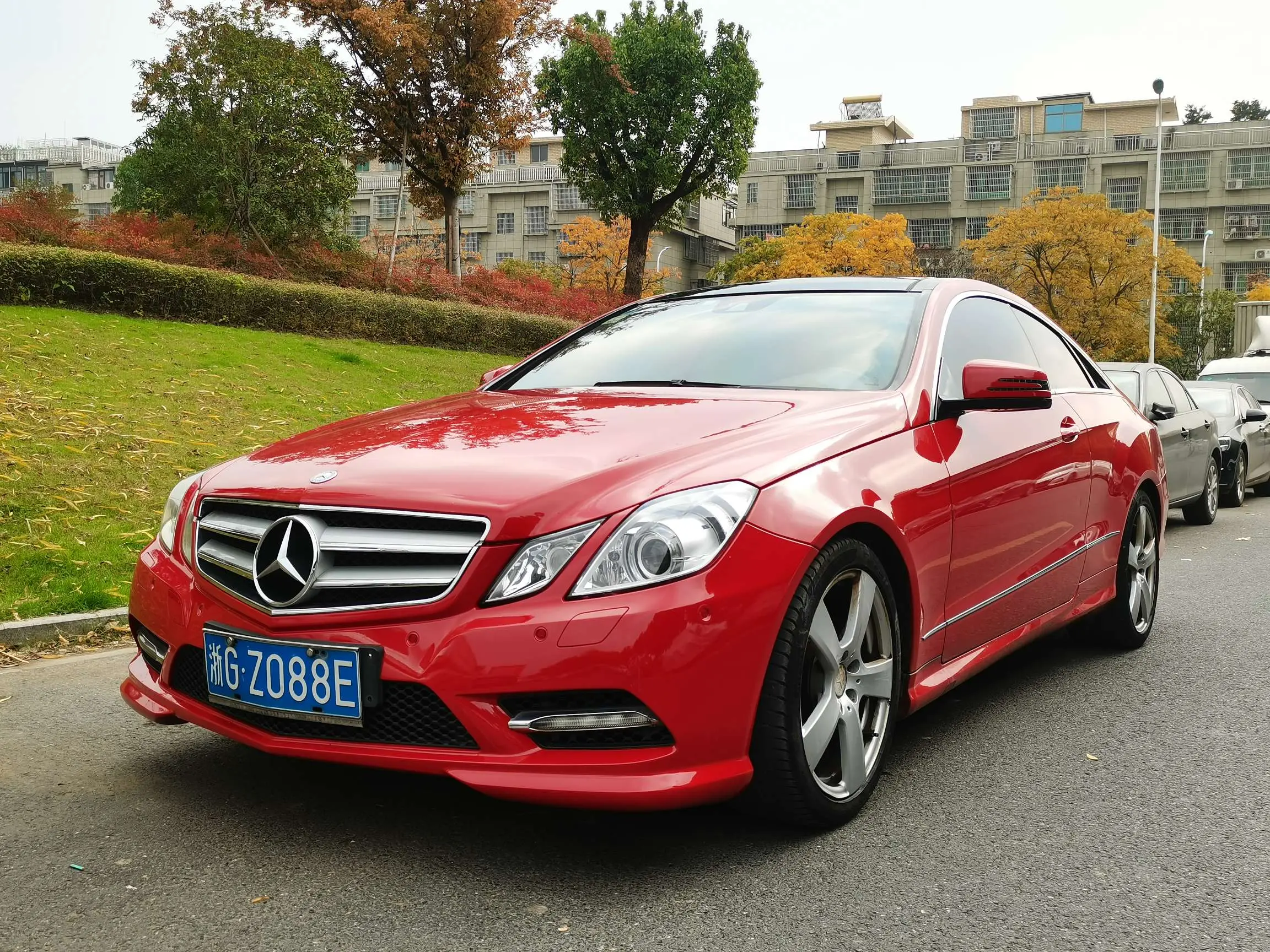 Mercedes-Benz E-Class (imported)  из Китая