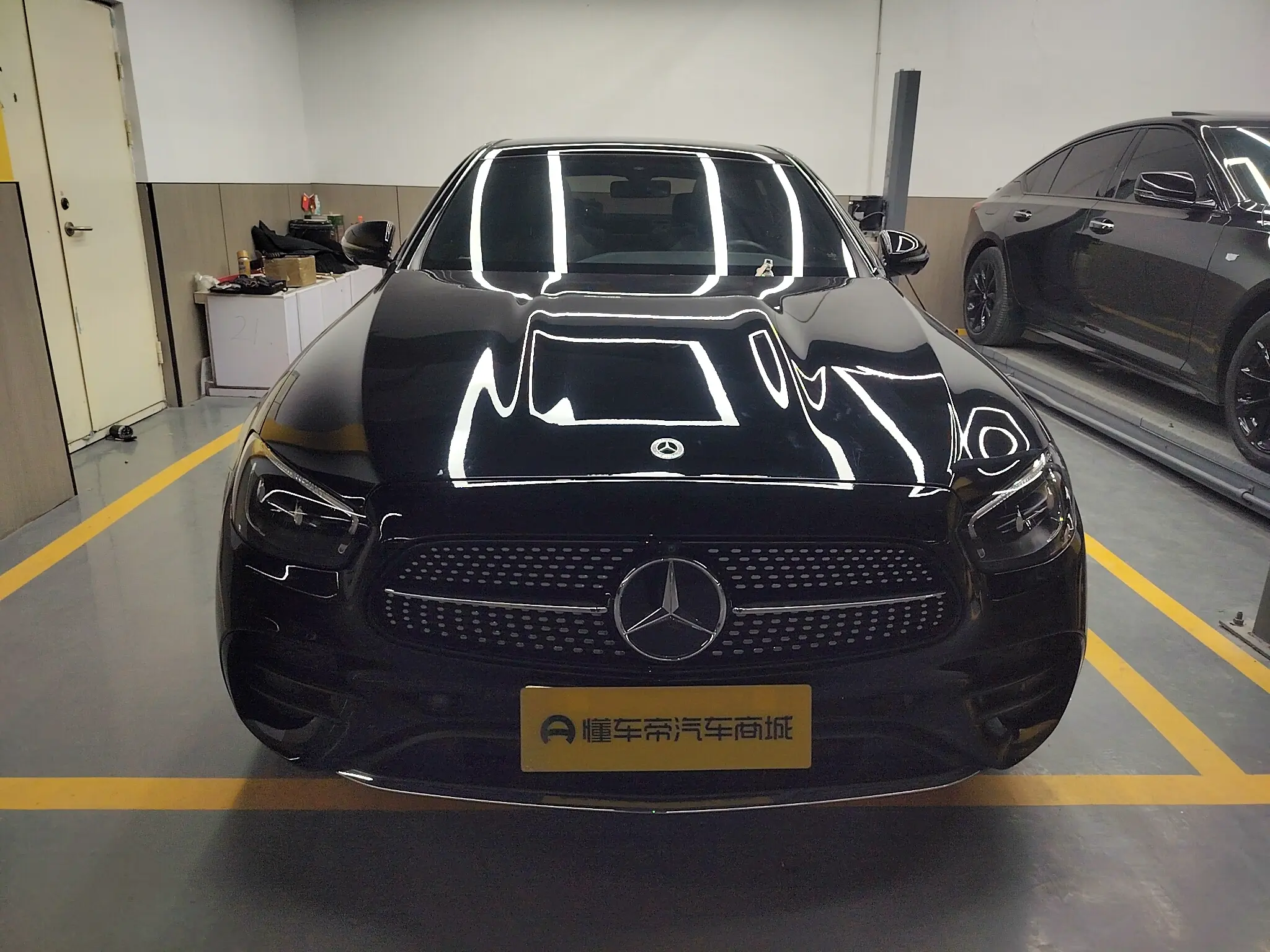 Mercedes-Benz E-Class PHEV  из Китая