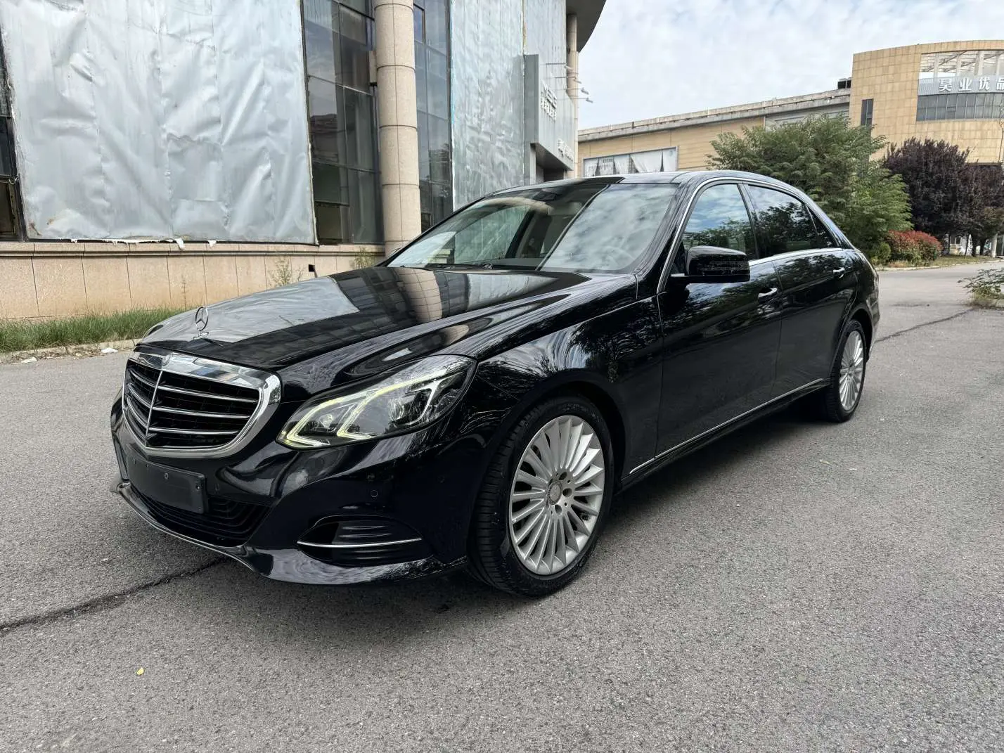 Mercedes-Benz E-Class  из Китая