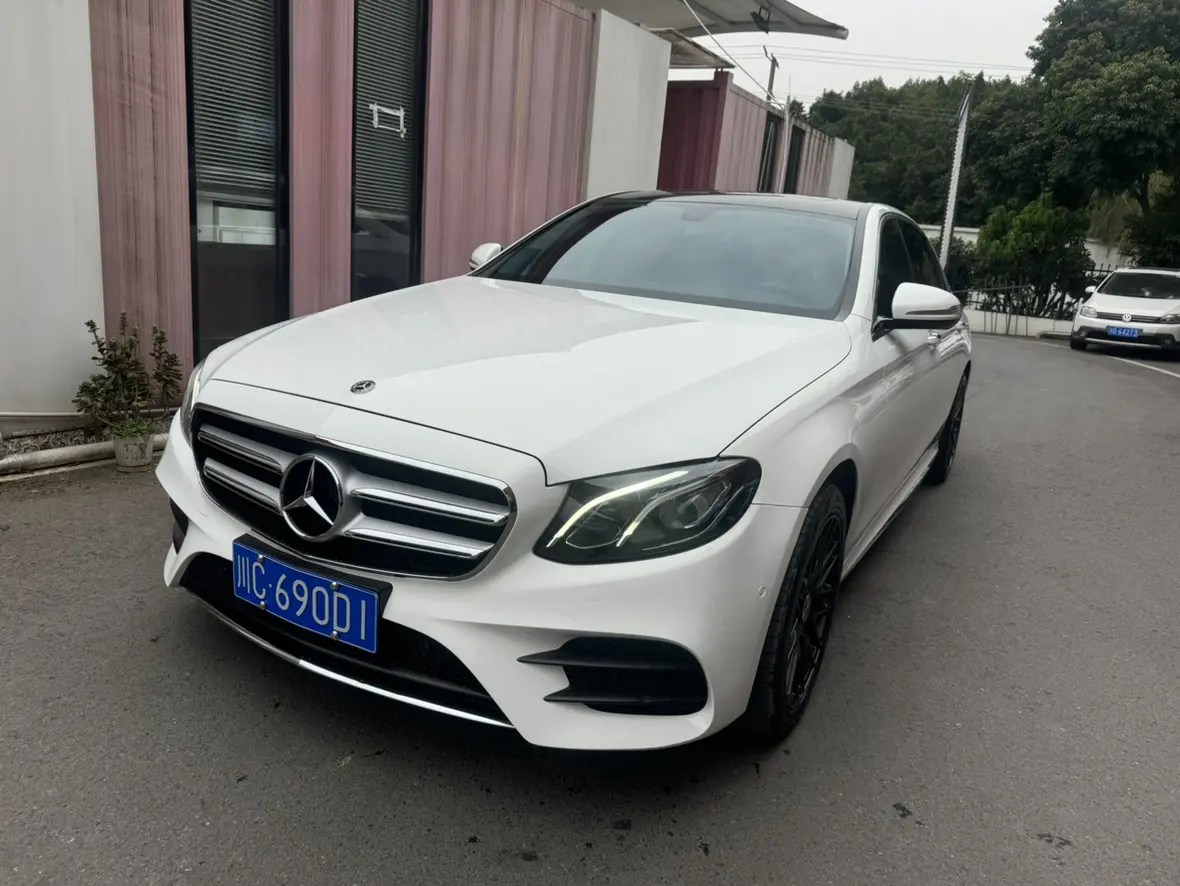 Mercedes-Benz E-Class  из Китая