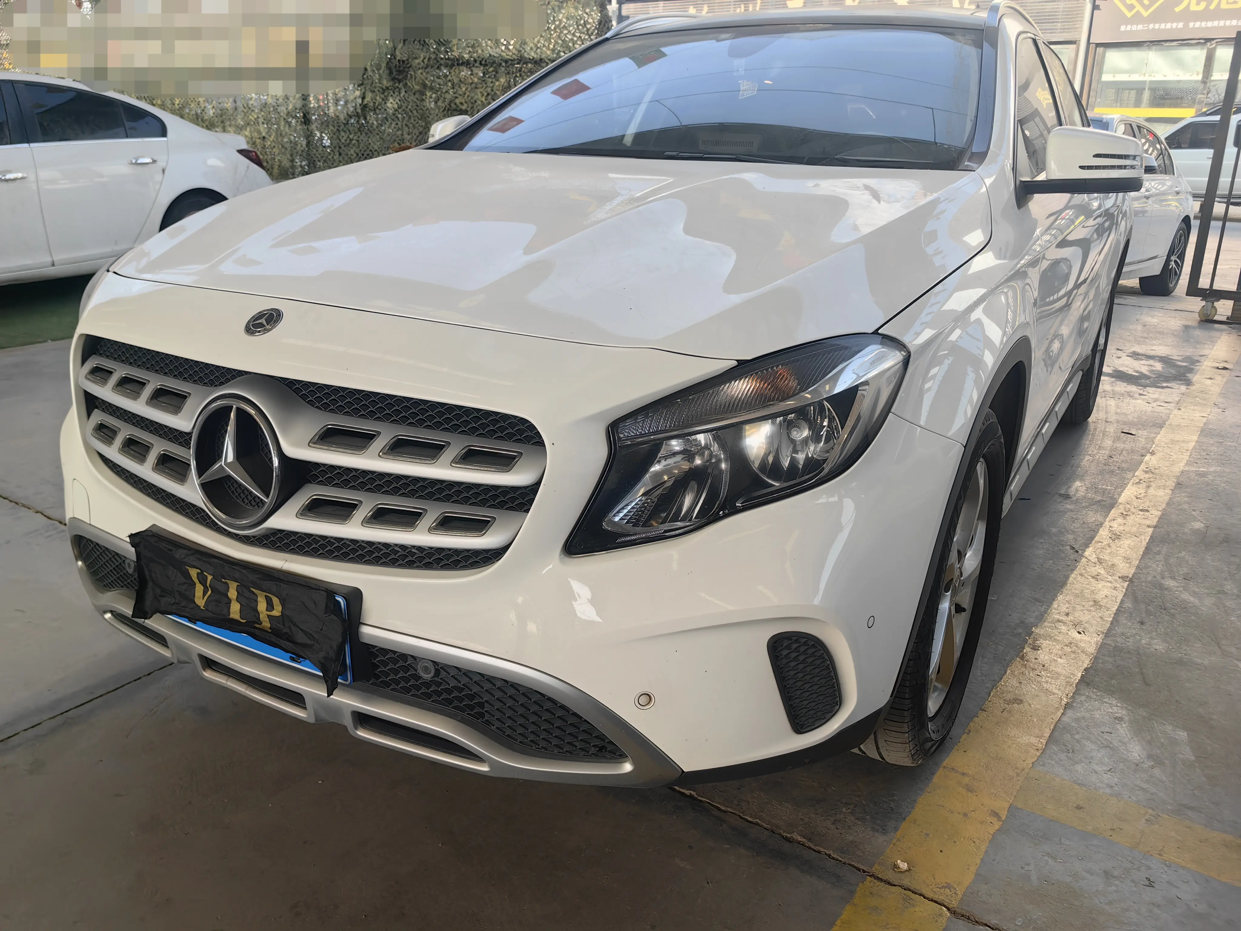 Mercedes-Benz GLA  из Китая