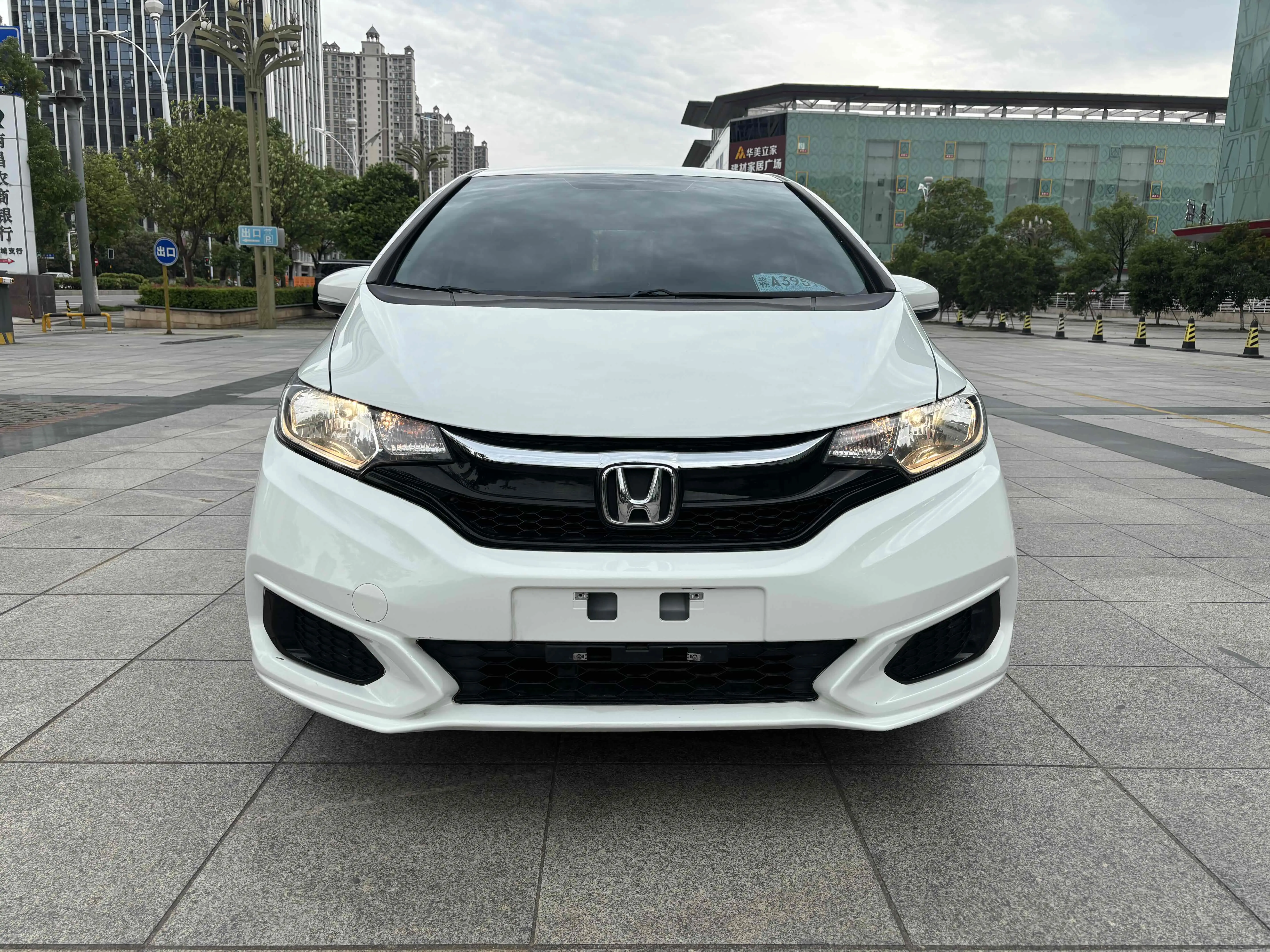 Honda Fit  из Китая