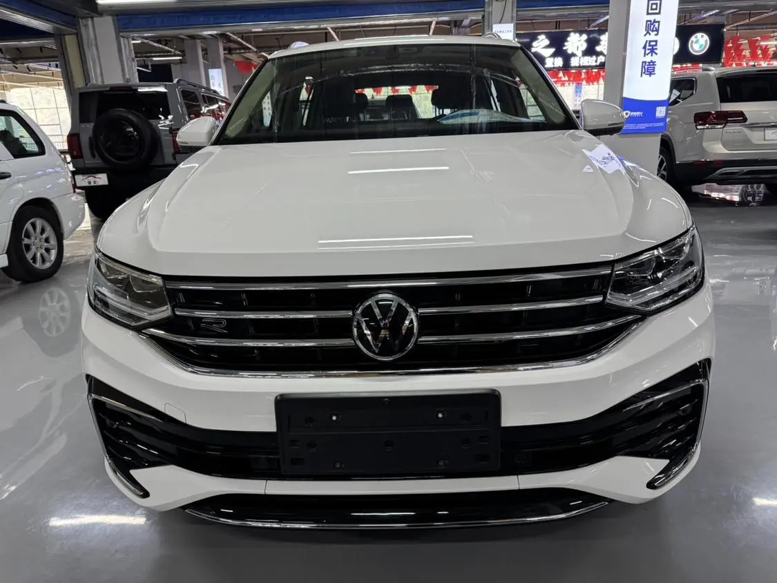 Volkswagen Tiguan L  из Китая