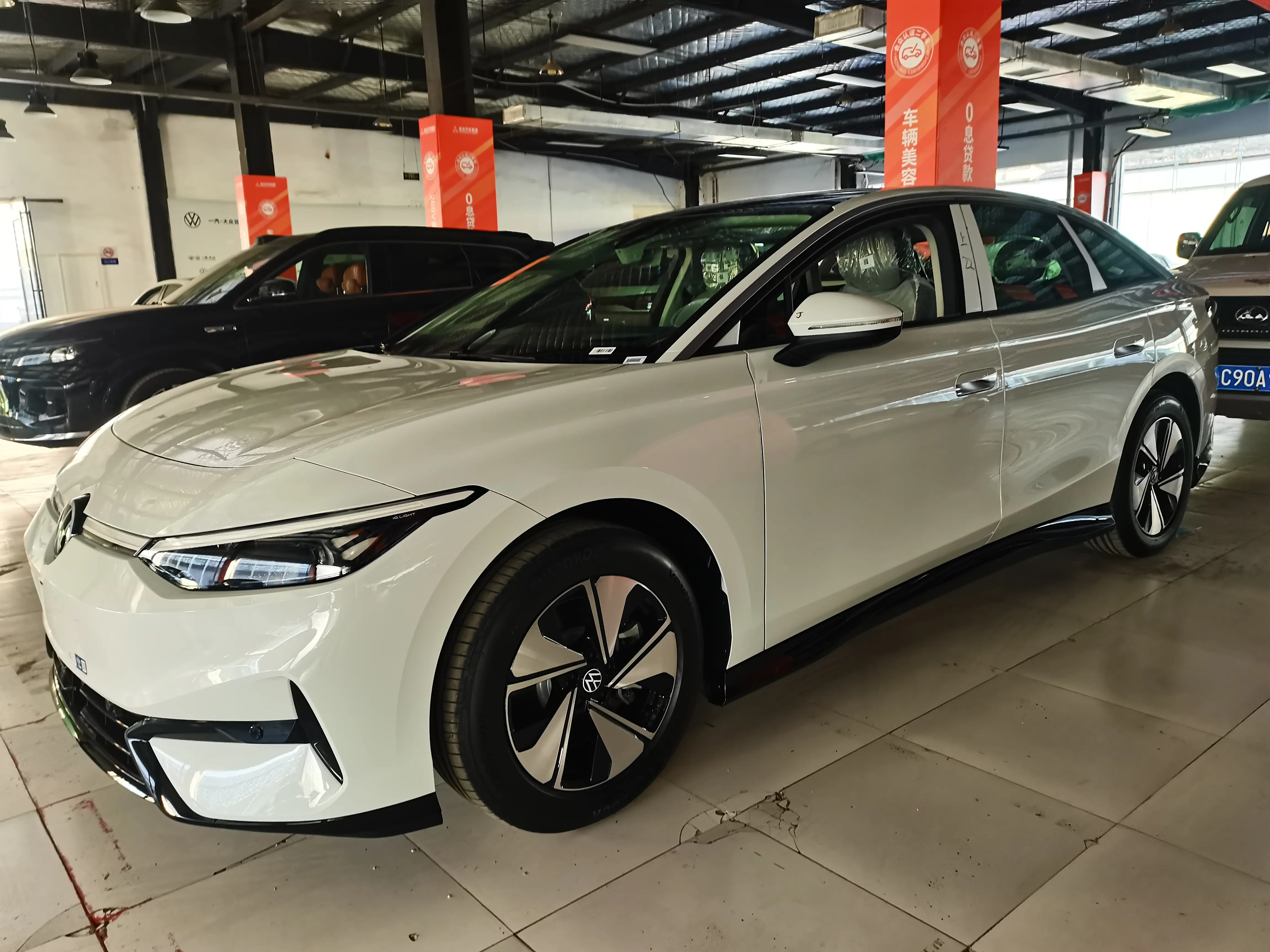 Volkswagen ID.7 VIZZION  из Китая