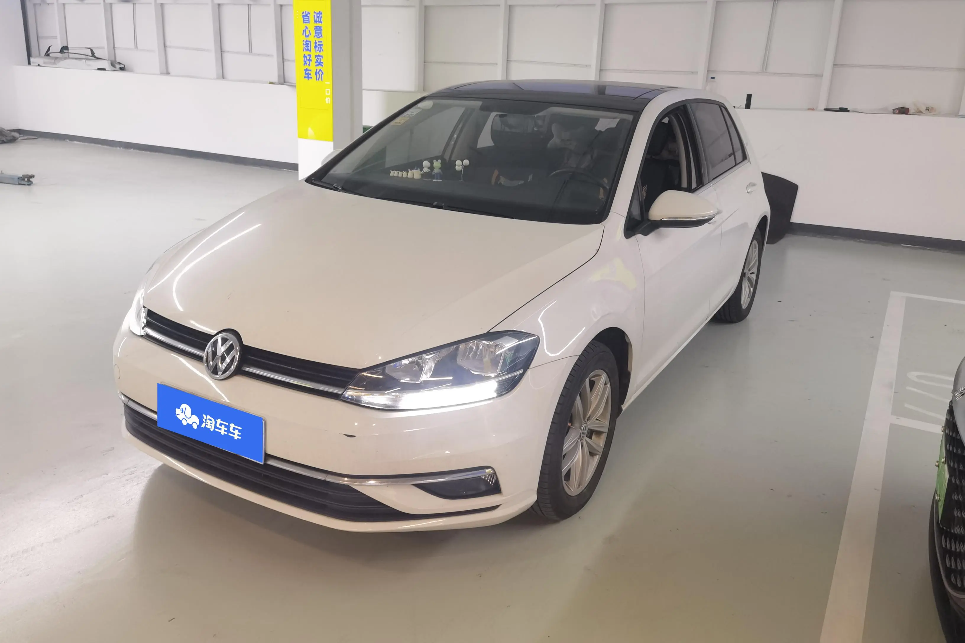 Volkswagen Golf  из Китая