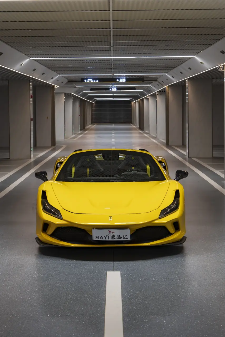Ferrari F8  из Китая