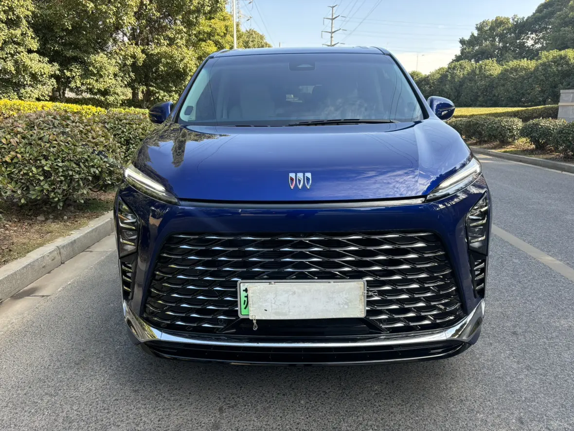 Buick GL8 PHEV  из Китая