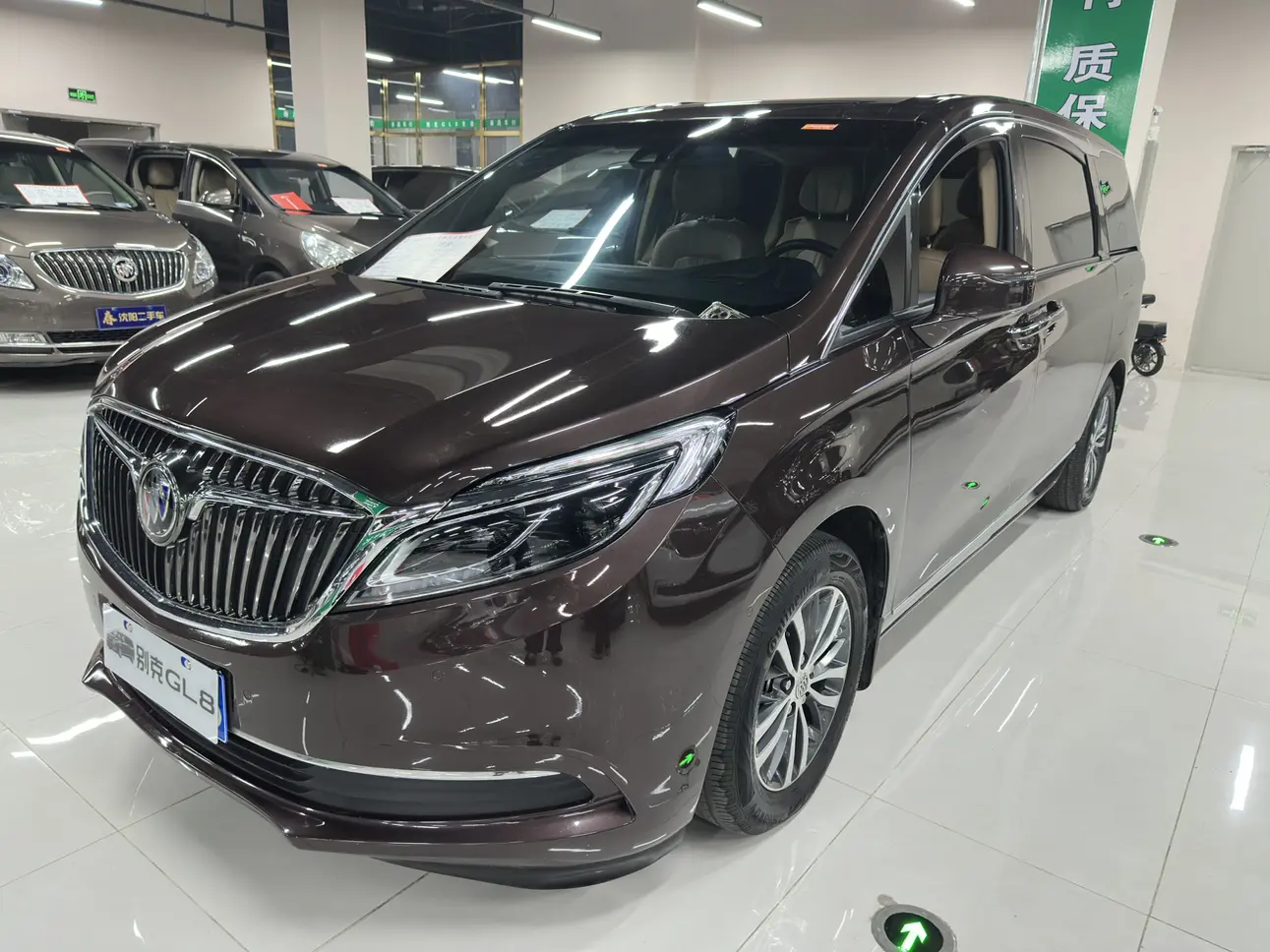 Buick GL8  из Китая