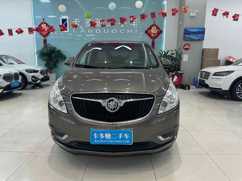 Buick GL8  из Китая