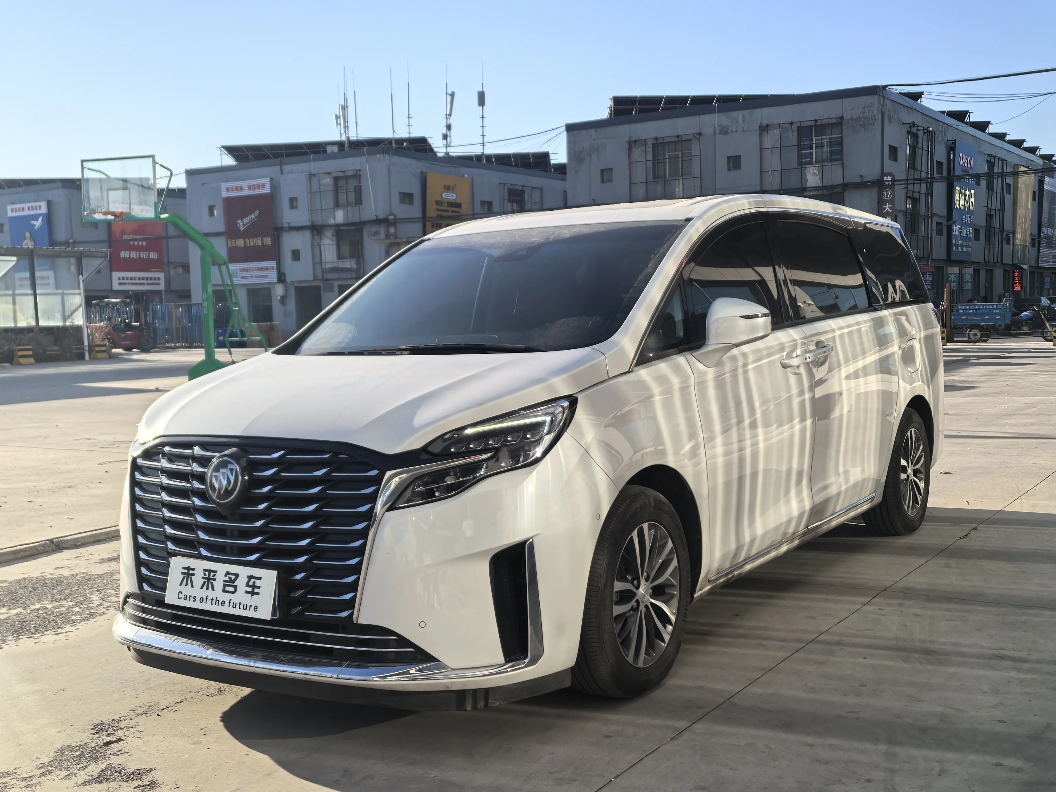 Buick GL8  из Китая